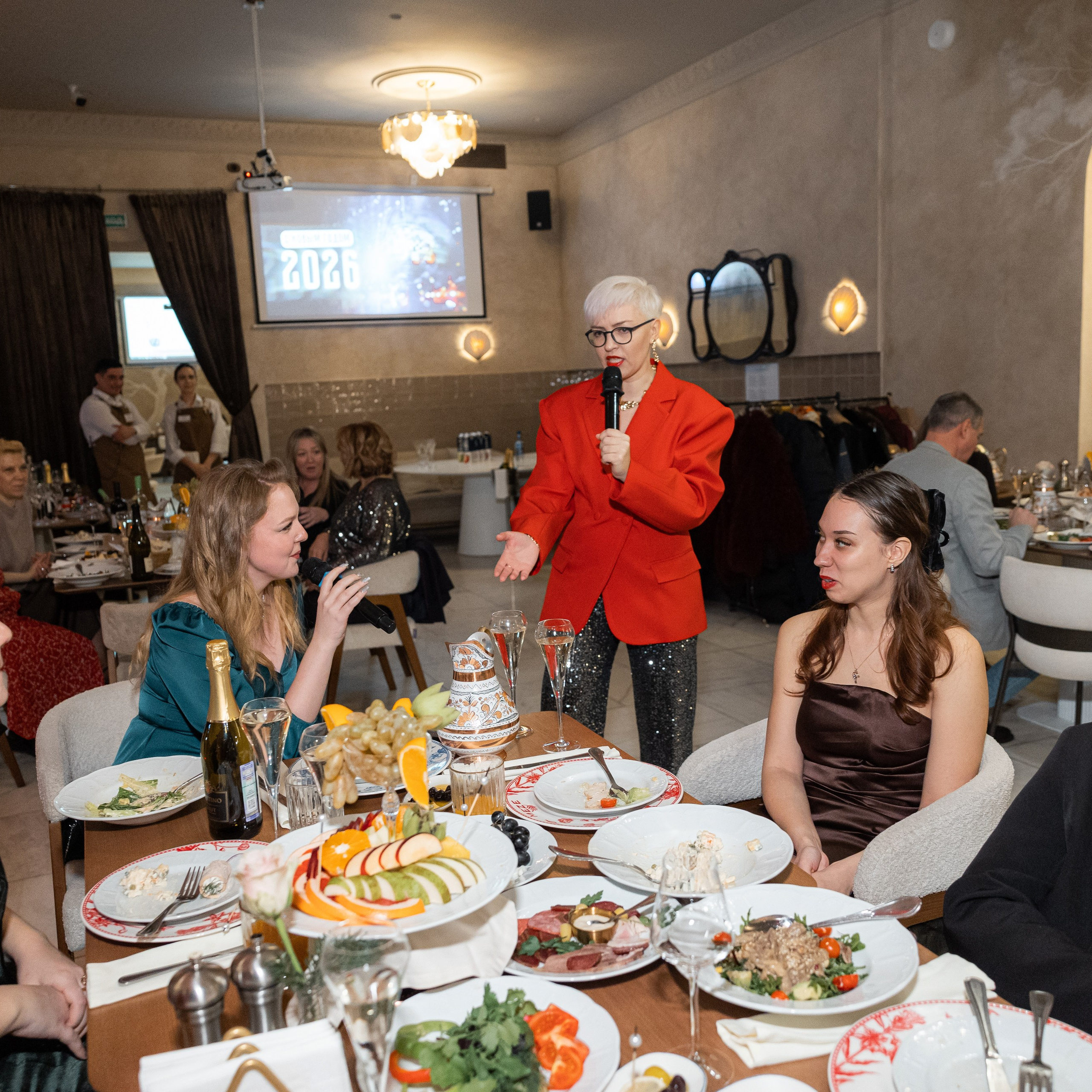 Ведущая на корпоратив в Санкт-Петербурге | Корпоративы СПб