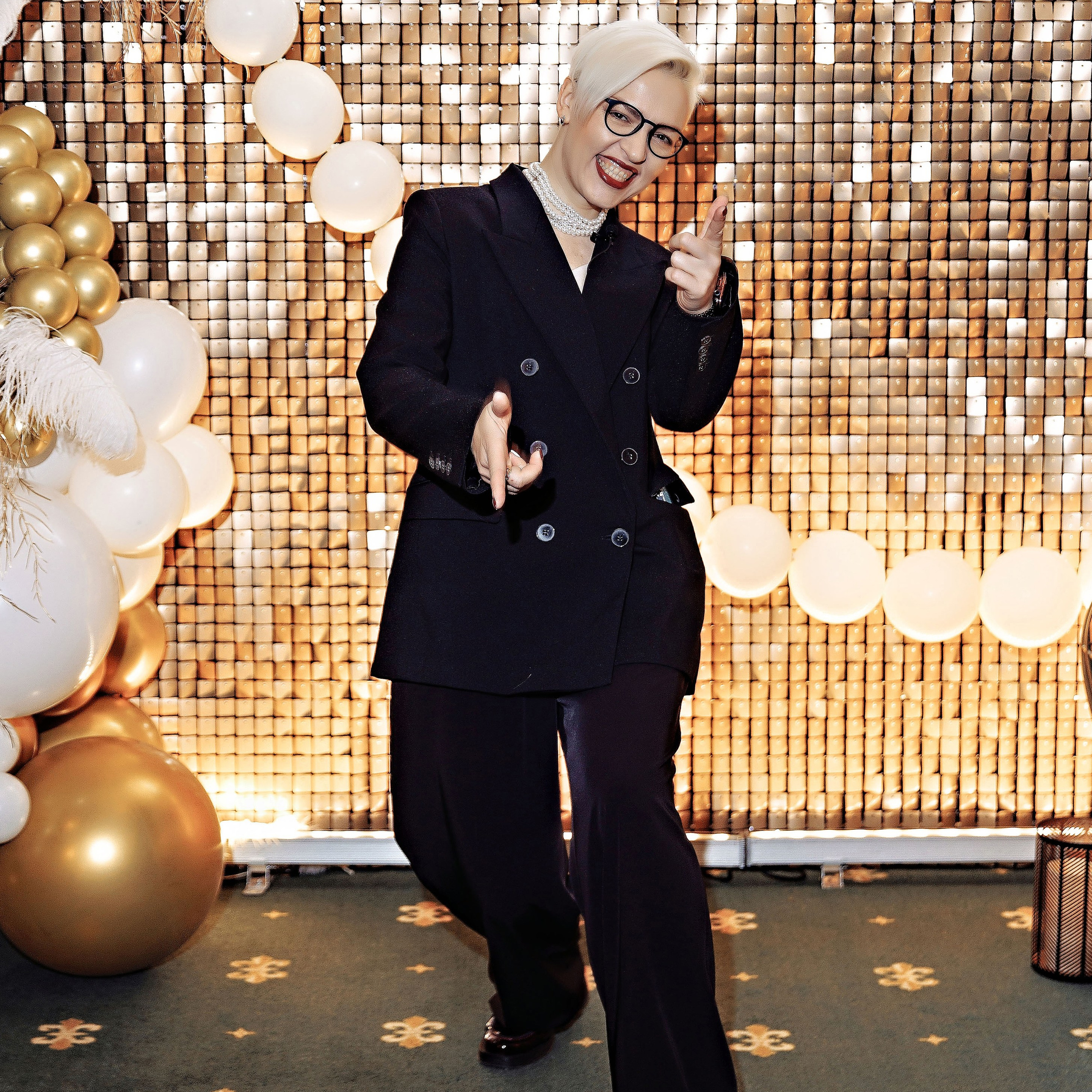 Ведущая на корпоратив в Санкт-Петербурге | Корпоративы СПб