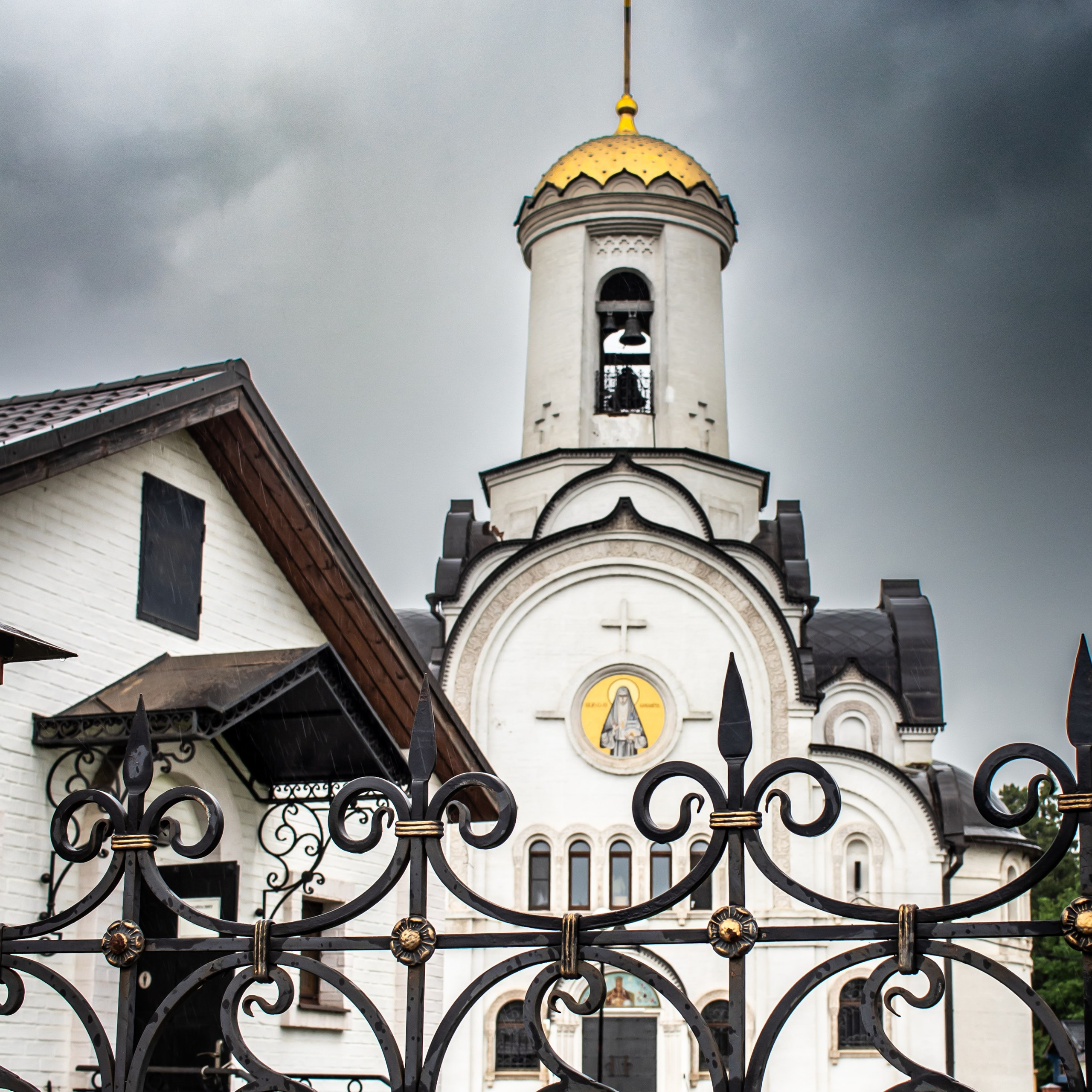 Съёмка таинства крещения в храме Красногорска