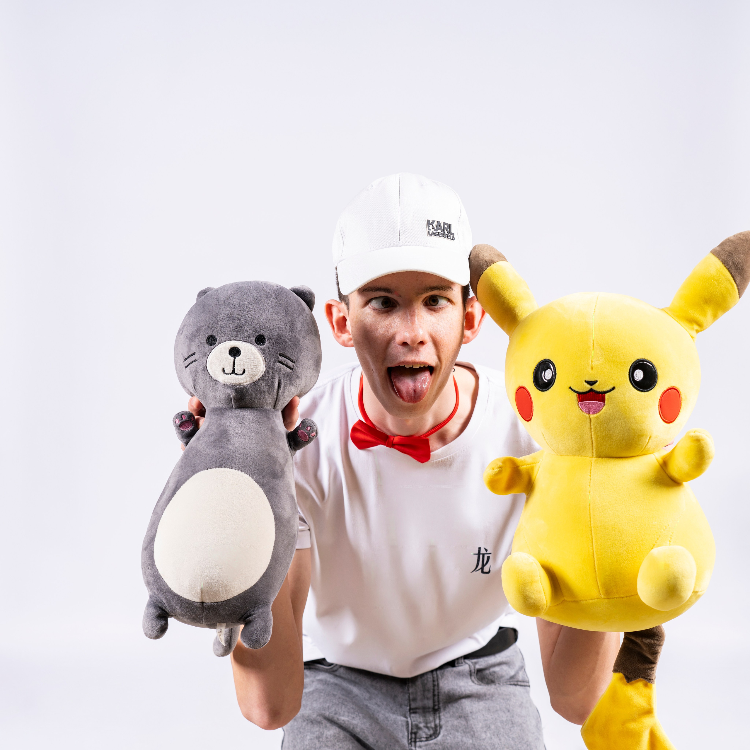 SelfiePlace создай свой альбом сам!. Студия выпускных альбомов VeryBook ®