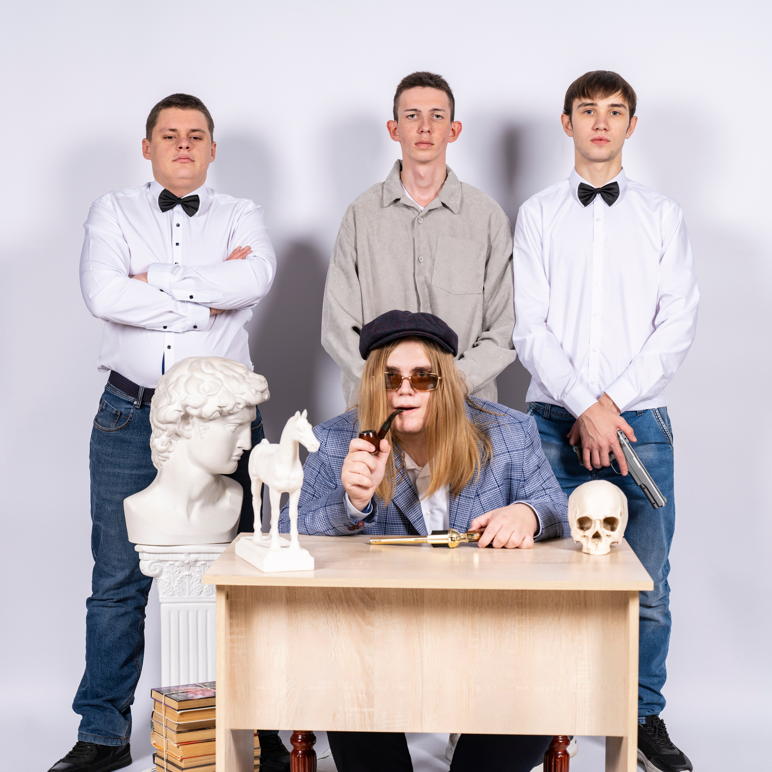 SelfiePlace создай свой альбом сам!. Студия выпускных альбомов VeryBook ®