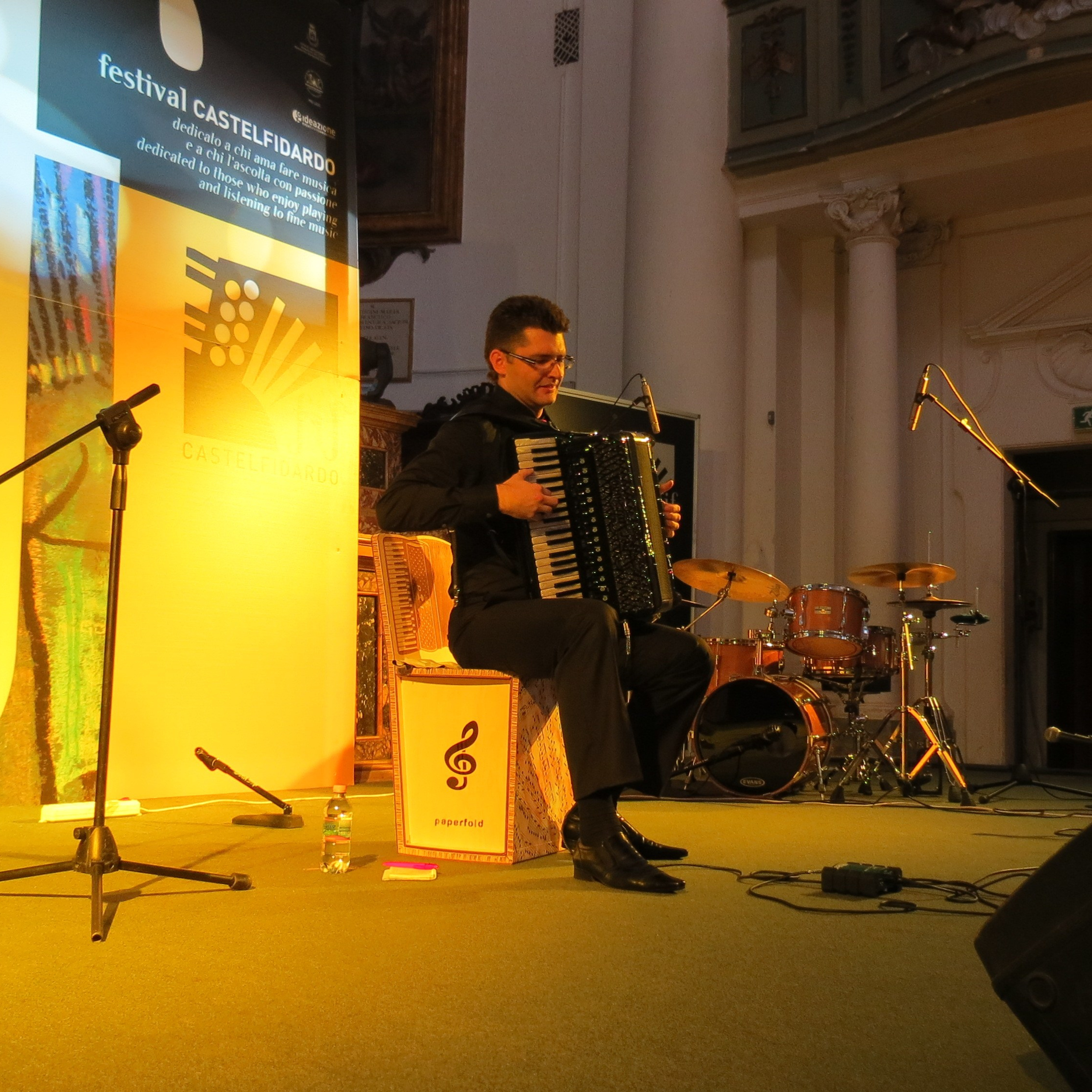 Фестивали в Литве и Польше 2012. Аккордеонист Мирослав Лелюх