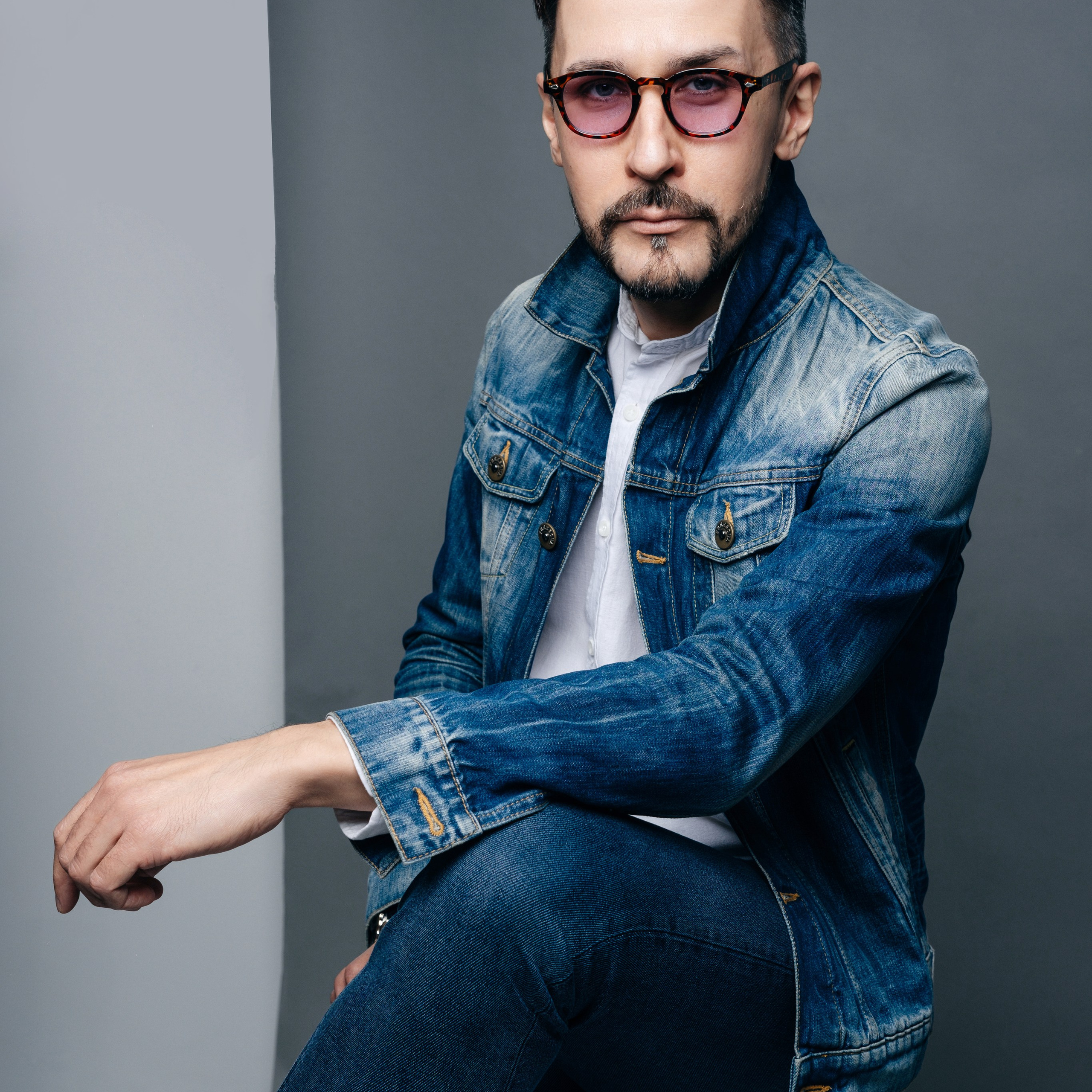 Андрей Ворновский, Журналист, радио и телеведущий. Официальный голос крупных городских мероприятий.