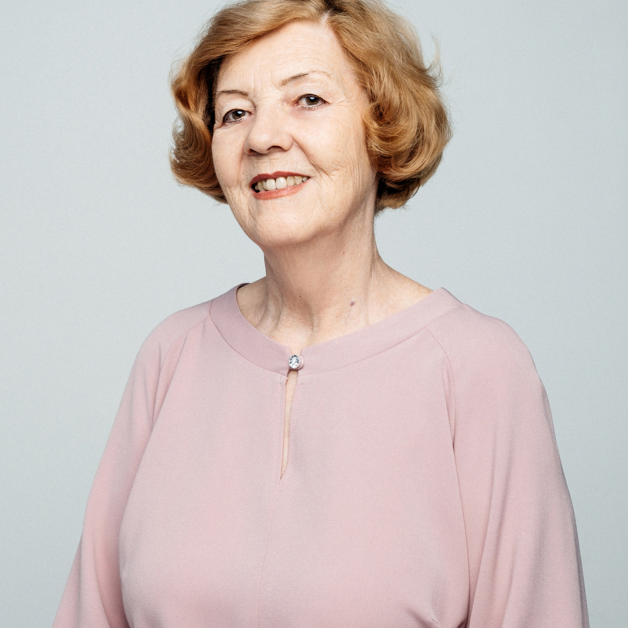 Любовь Климентьева, создатель театральной студии для людей 55+ «Мари Vanna»