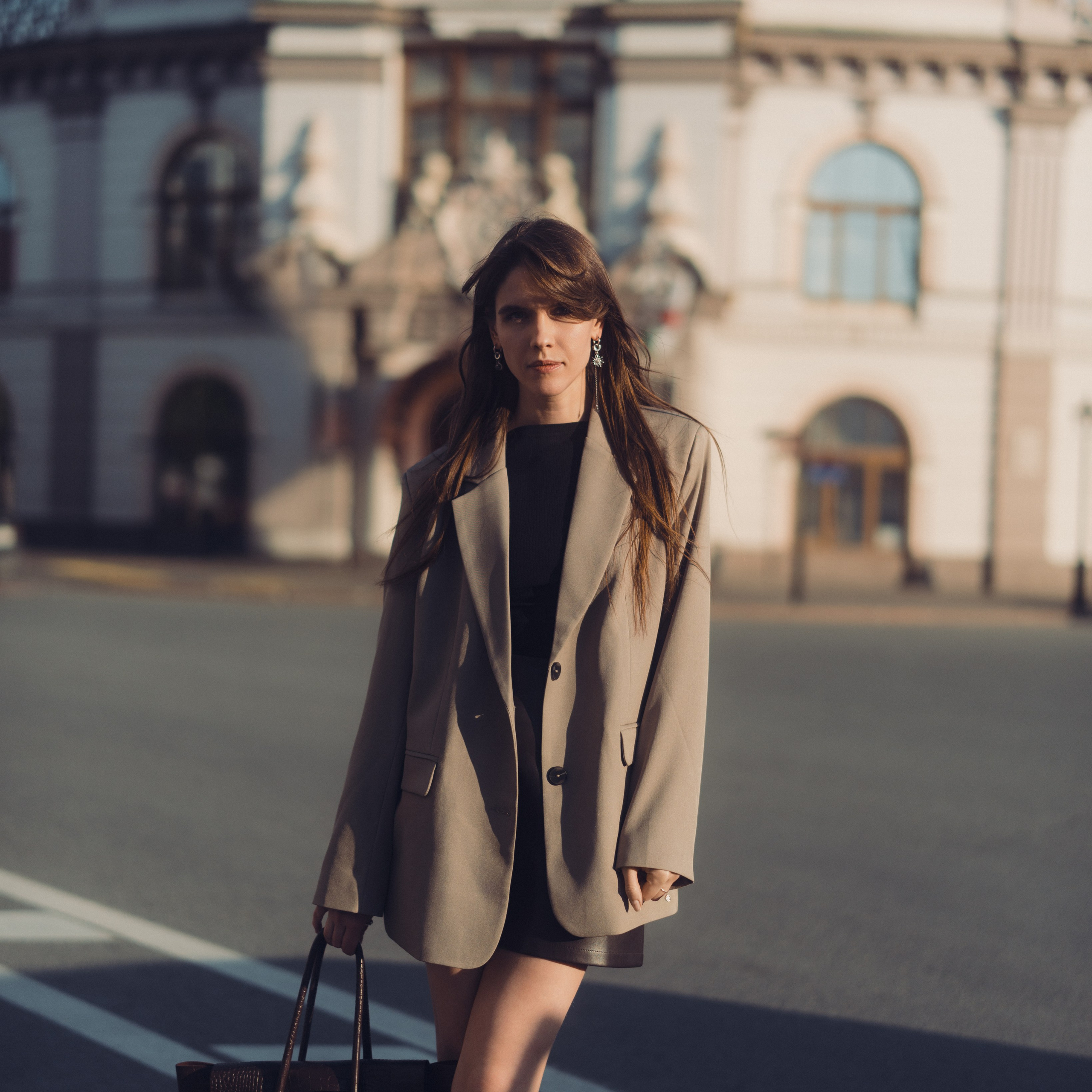 Портретная ч/б съёмка с Ульяной в студии DeLight — Антон Аванзато