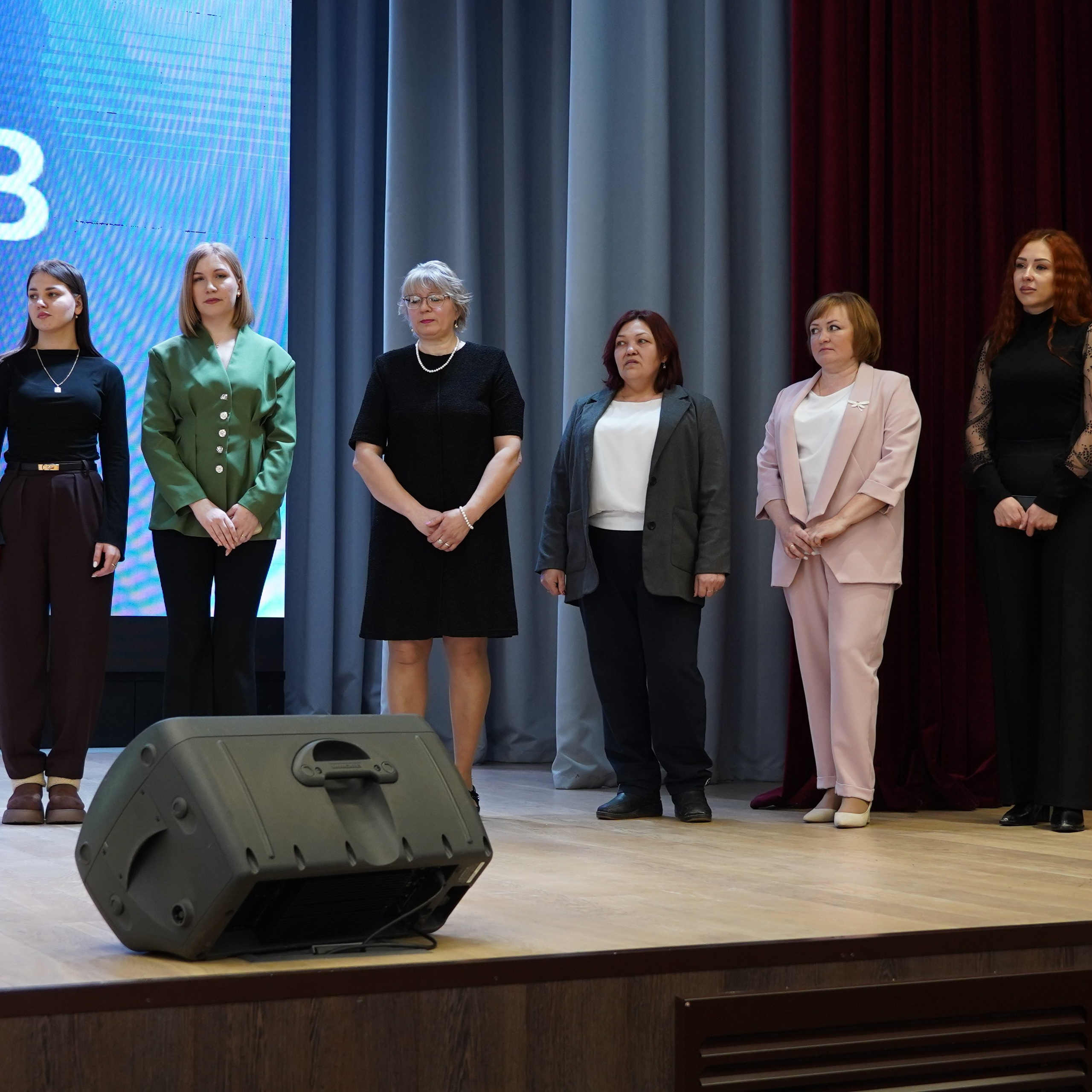 Площадки Фотовыставки. «Жены Героев. Алтайский Край»