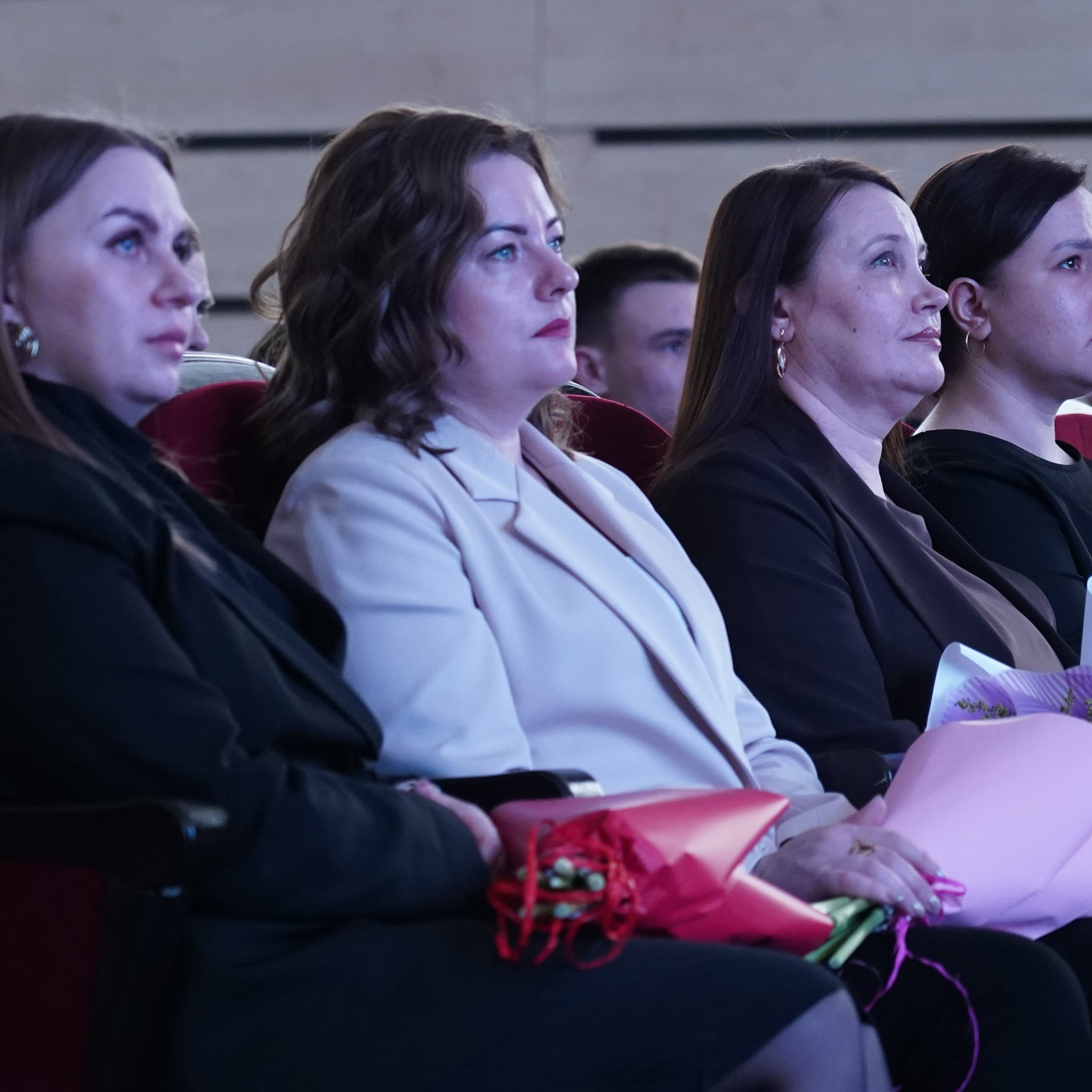 Площадки Фотовыставки. «Жены Героев. Алтайский Край»