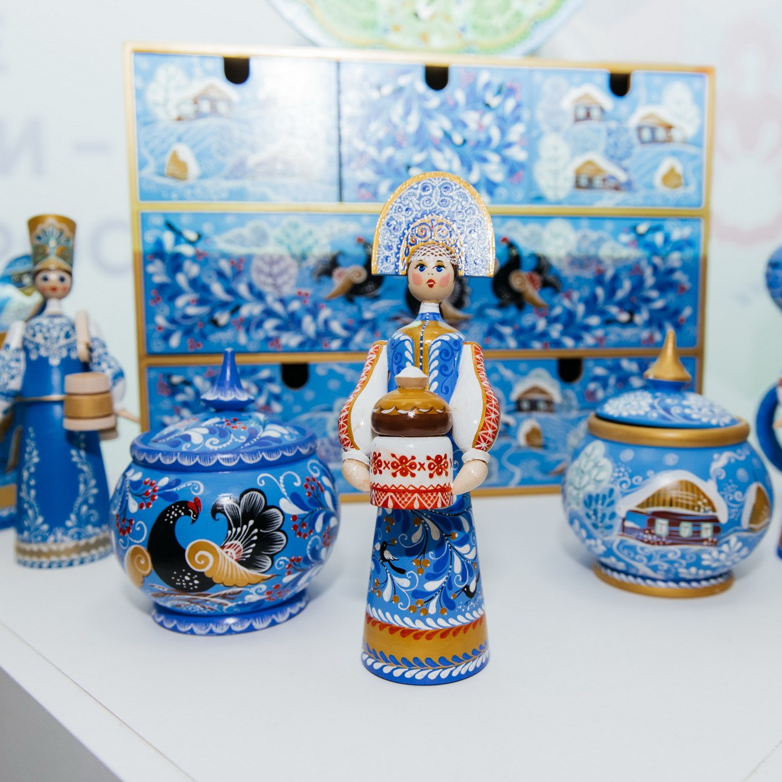 Ордынская роспись в Новосибирске на Губернаторской елке. Сувениры и подарки с Ордынской росписью | Новосибирск