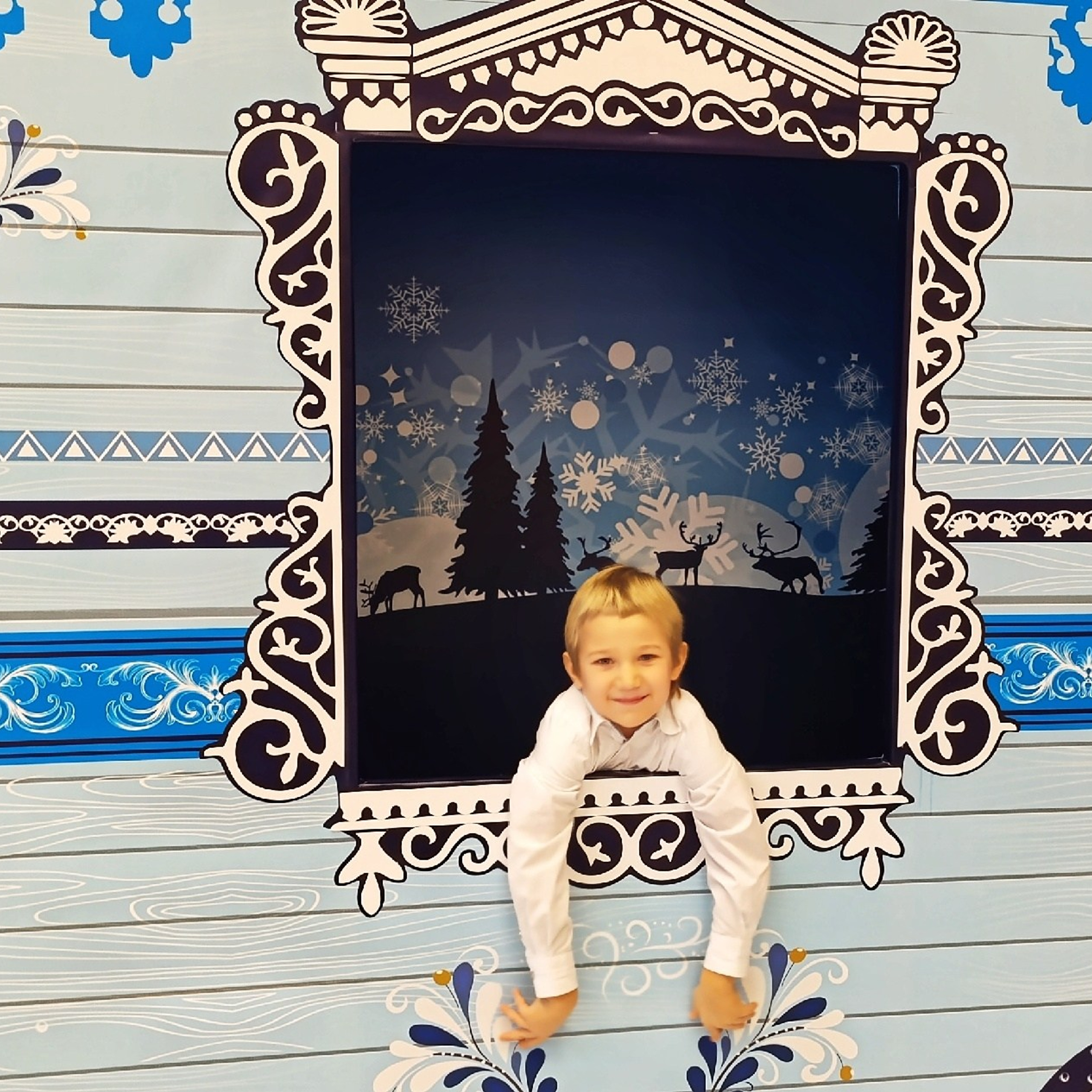 Ордынская роспись в Новосибирске на Губернаторской елке. Сувениры и подарки с Ордынской росписью | Новосибирск