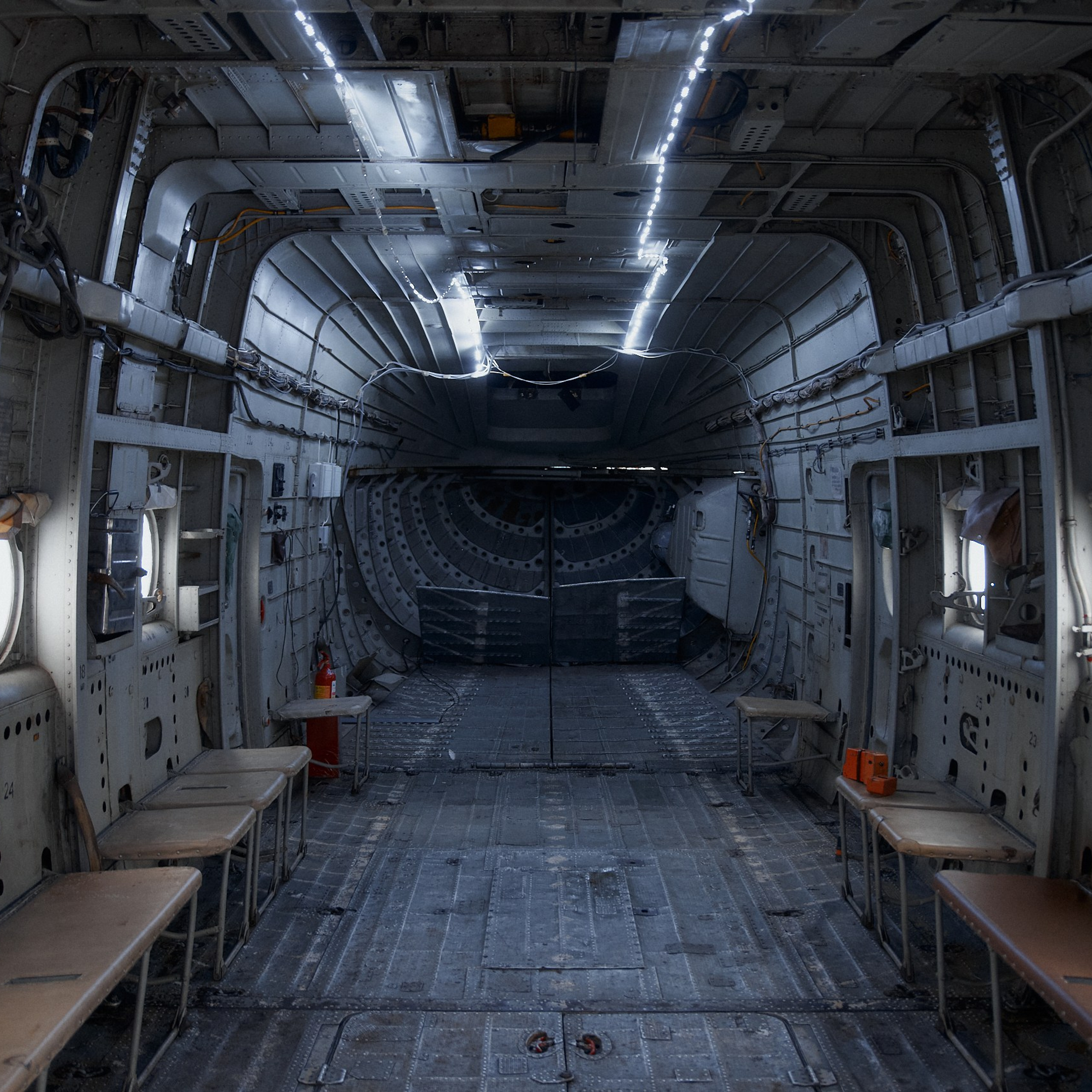 Вертолёт Ми 6 вид в кабине, выставленный в Музее вертолётов в Торжке. фото 4