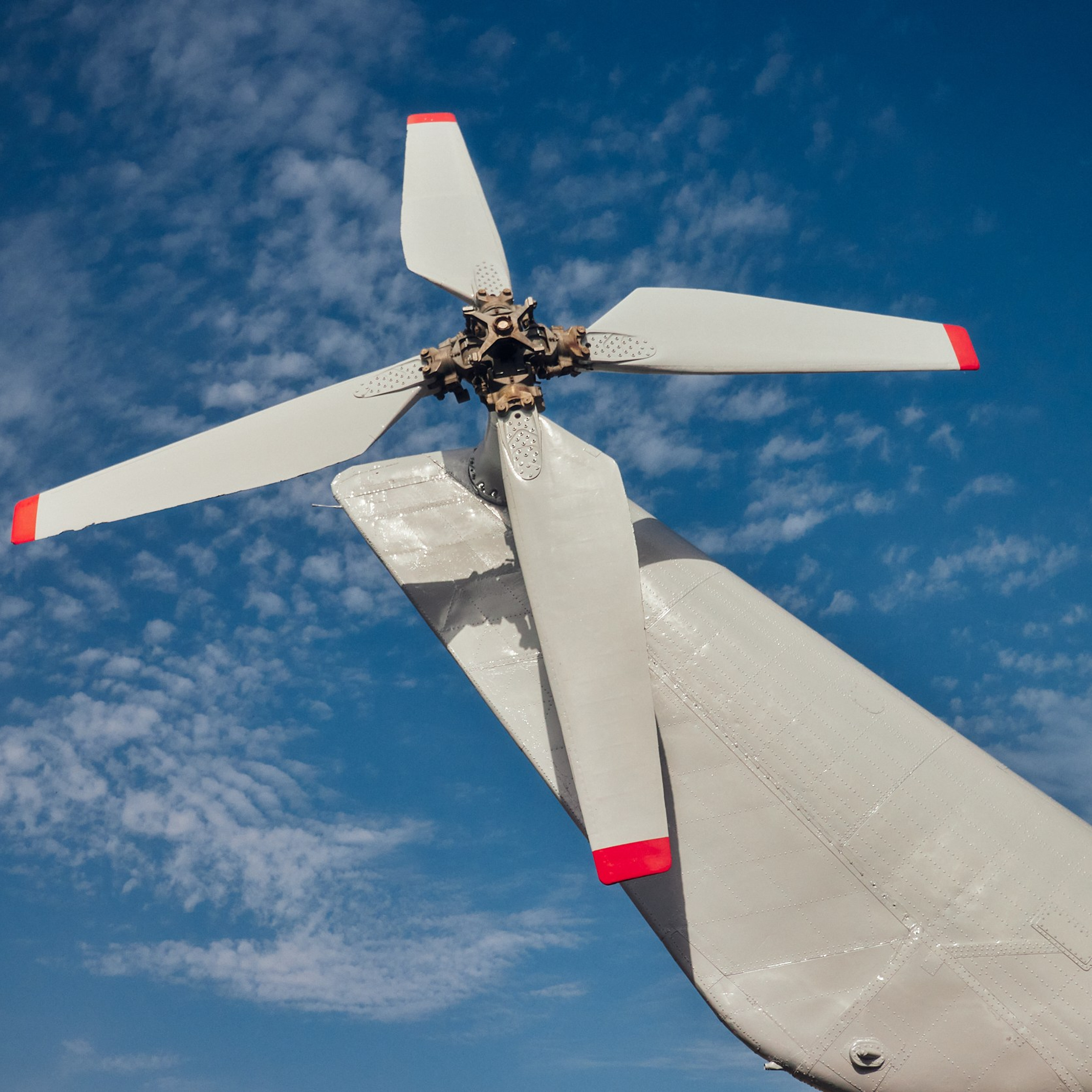 Вертолёт Ми 6, выставленный в Музее вертолётов в Торжке. фото 12