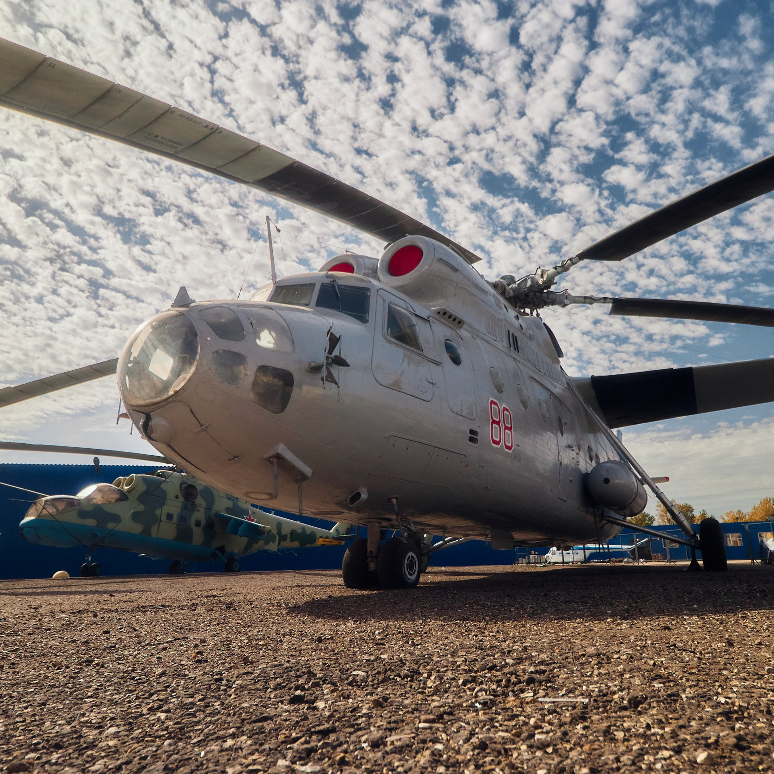 Вертолёт Ми 6, выставленный в Музее вертолётов в Торжке. фото 7