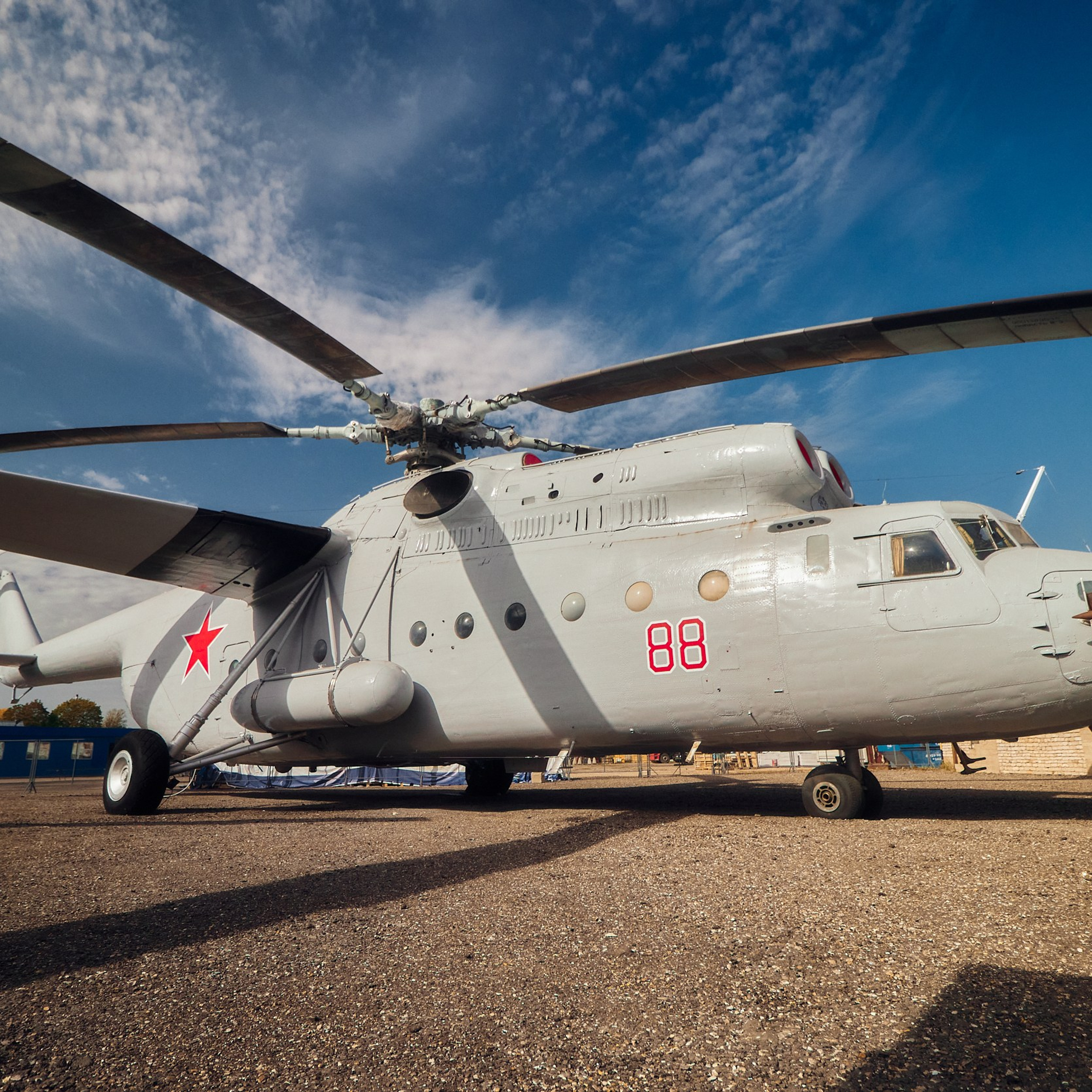 Вертолёт Ми 6, выставленный в Музее вертолётов в Торжке. фото 3