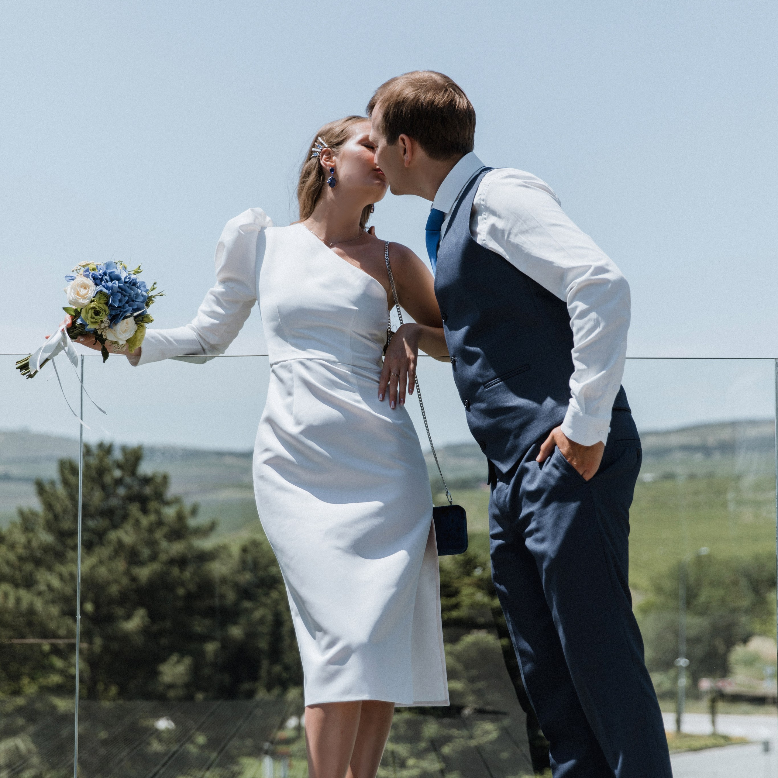 СВАДЕБНЫЙ ФОТОГРАФ В КРЫМУ И СЕВАСТОПОЛЕ