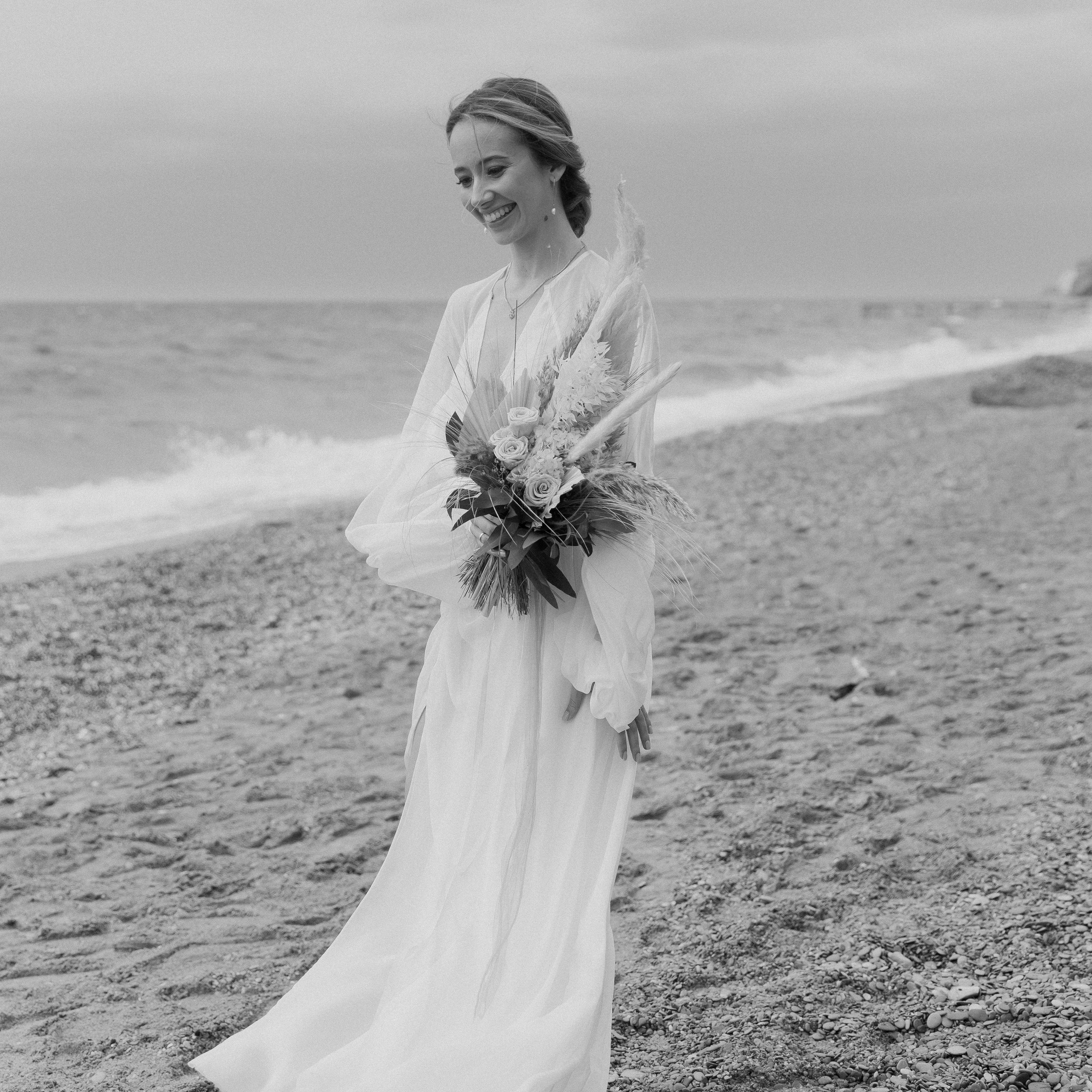 СВАДЕБНЫЙ ФОТОГРАФ В КРЫМУ И СЕВАСТОПОЛЕ