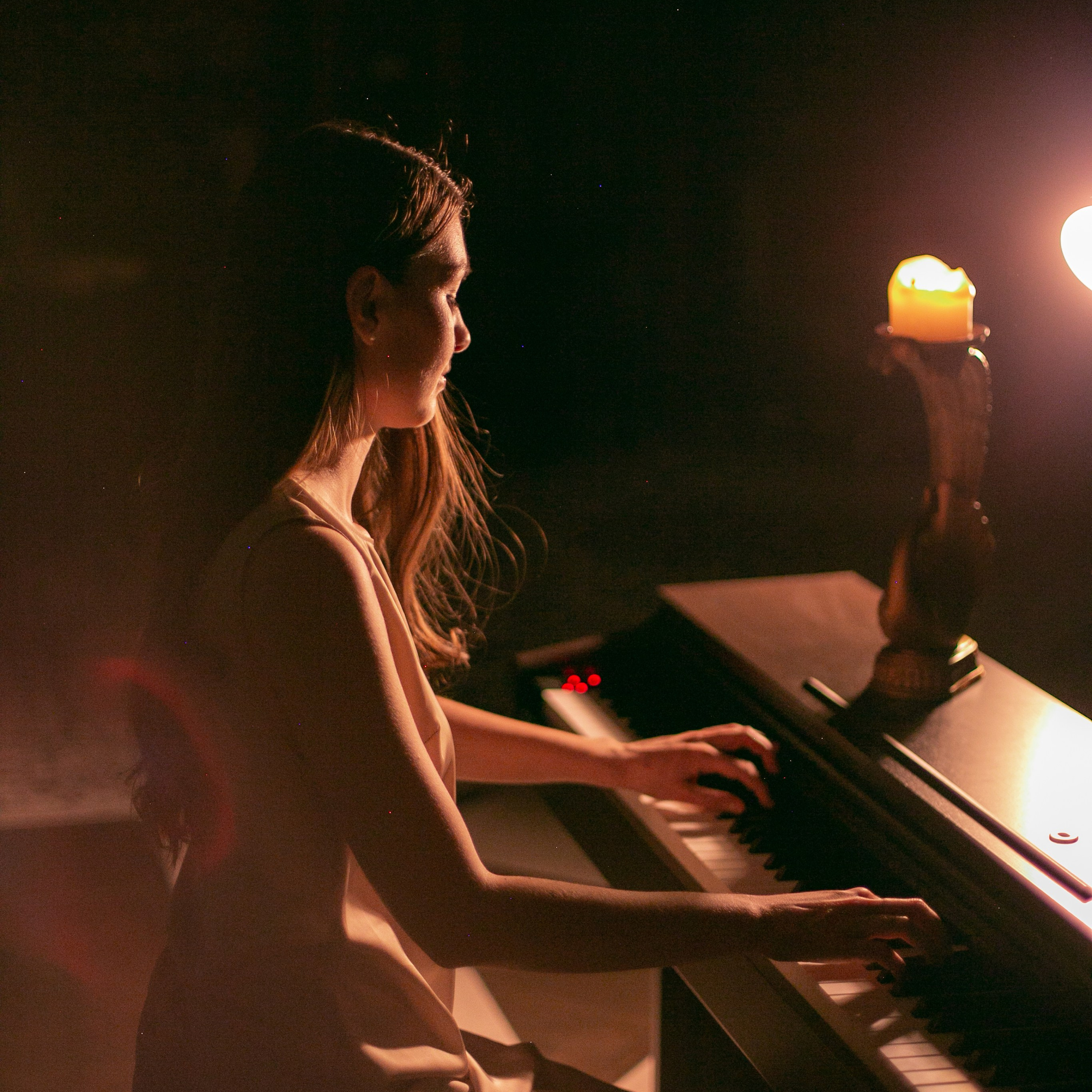 Шаги фототерапии. Женский фотограф и фототерапевт в Алмате Камиля Сабитова