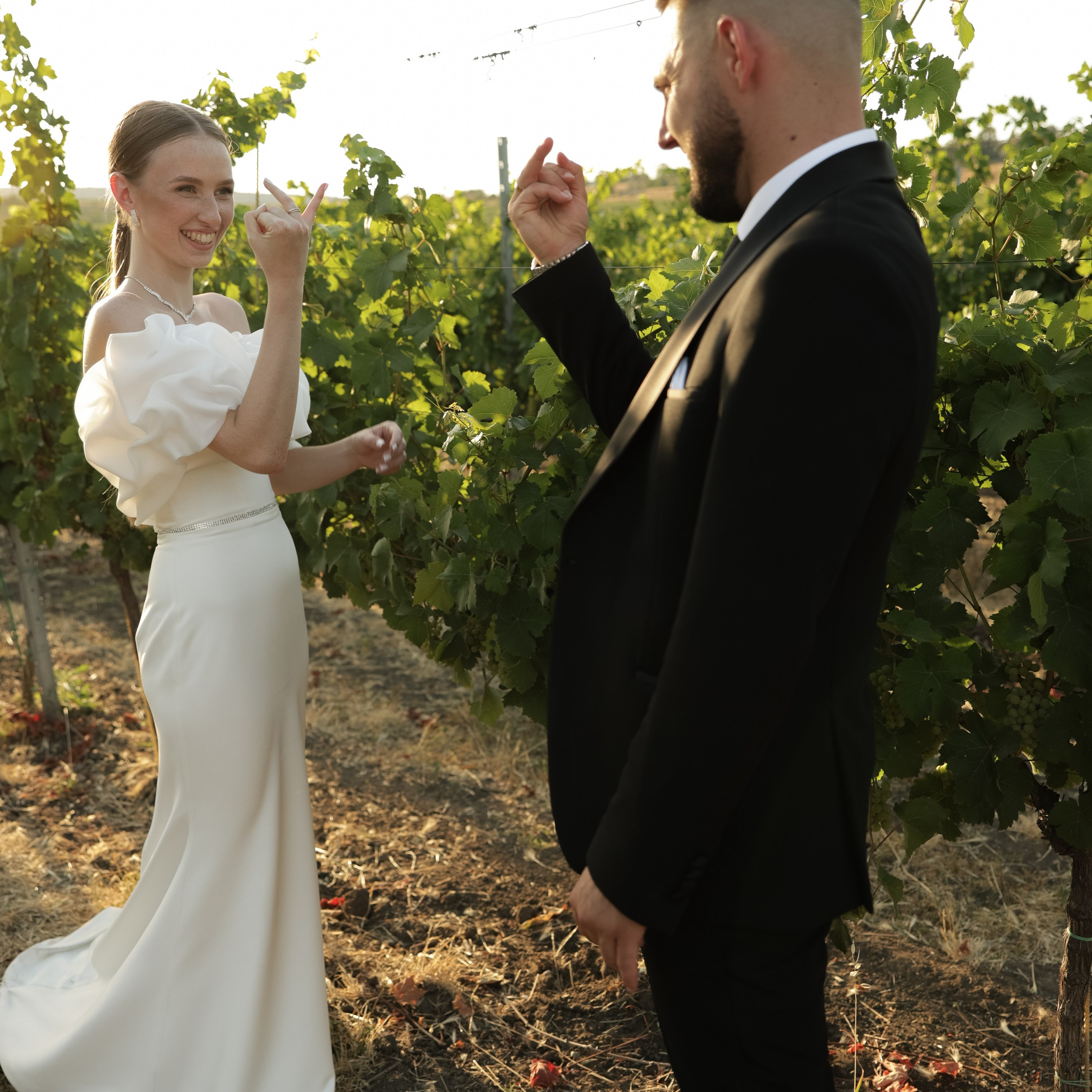 Свадебный фотограф в Севастополе — Виктория Божкова | Портфолио, цены, заказ фотосессии в Крыму