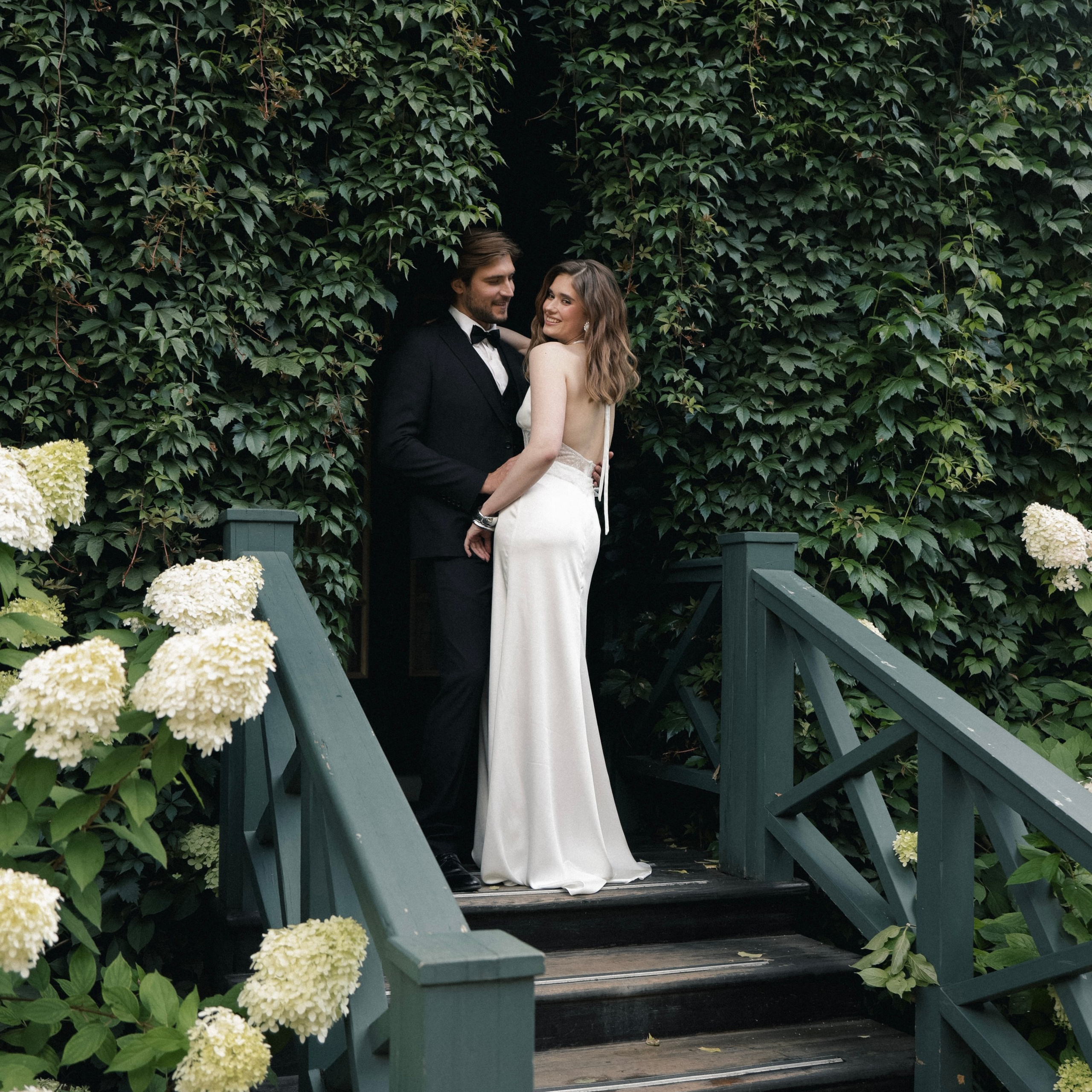 Свадебный фотограф в Севастополе — Виктория Божкова | Портфолио, цены, заказ фотосессии в Крыму