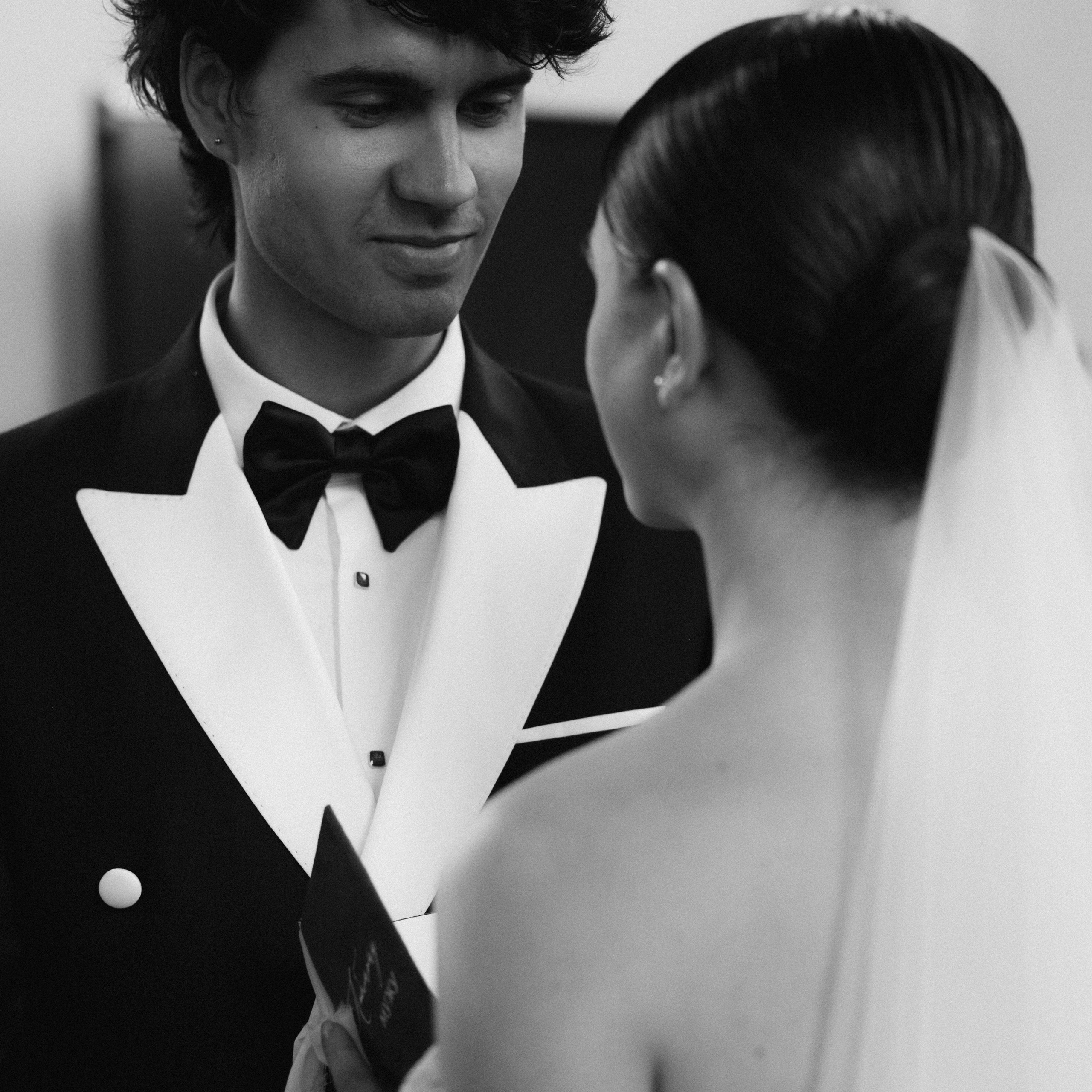 Свадебный фотограф в Севастополе — Виктория Божкова | Портфолио, цены, заказ фотосессии в Крыму