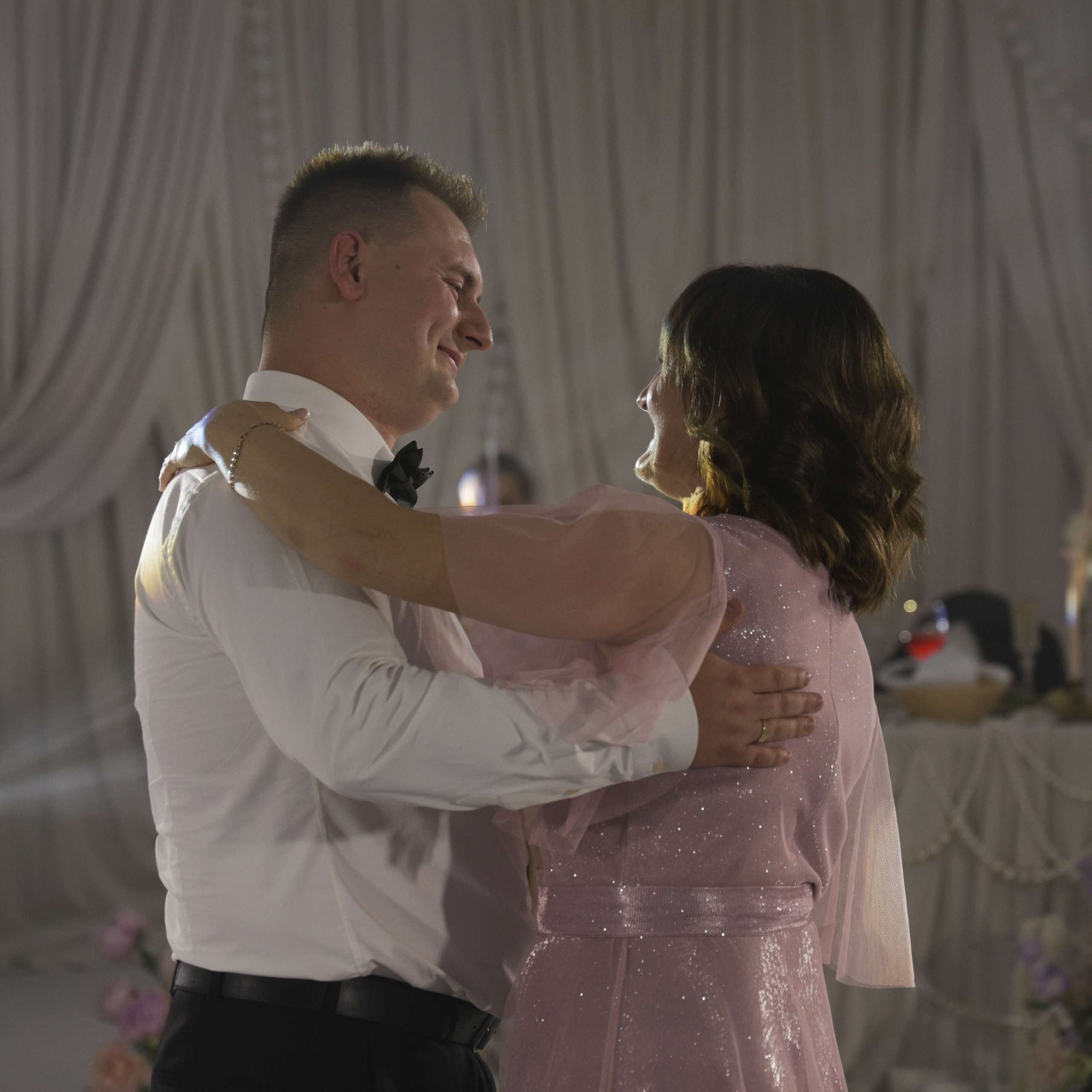 Свадебный фотограф в Севастополе — Виктория Божкова | Портфолио, цены, заказ фотосессии в Крыму