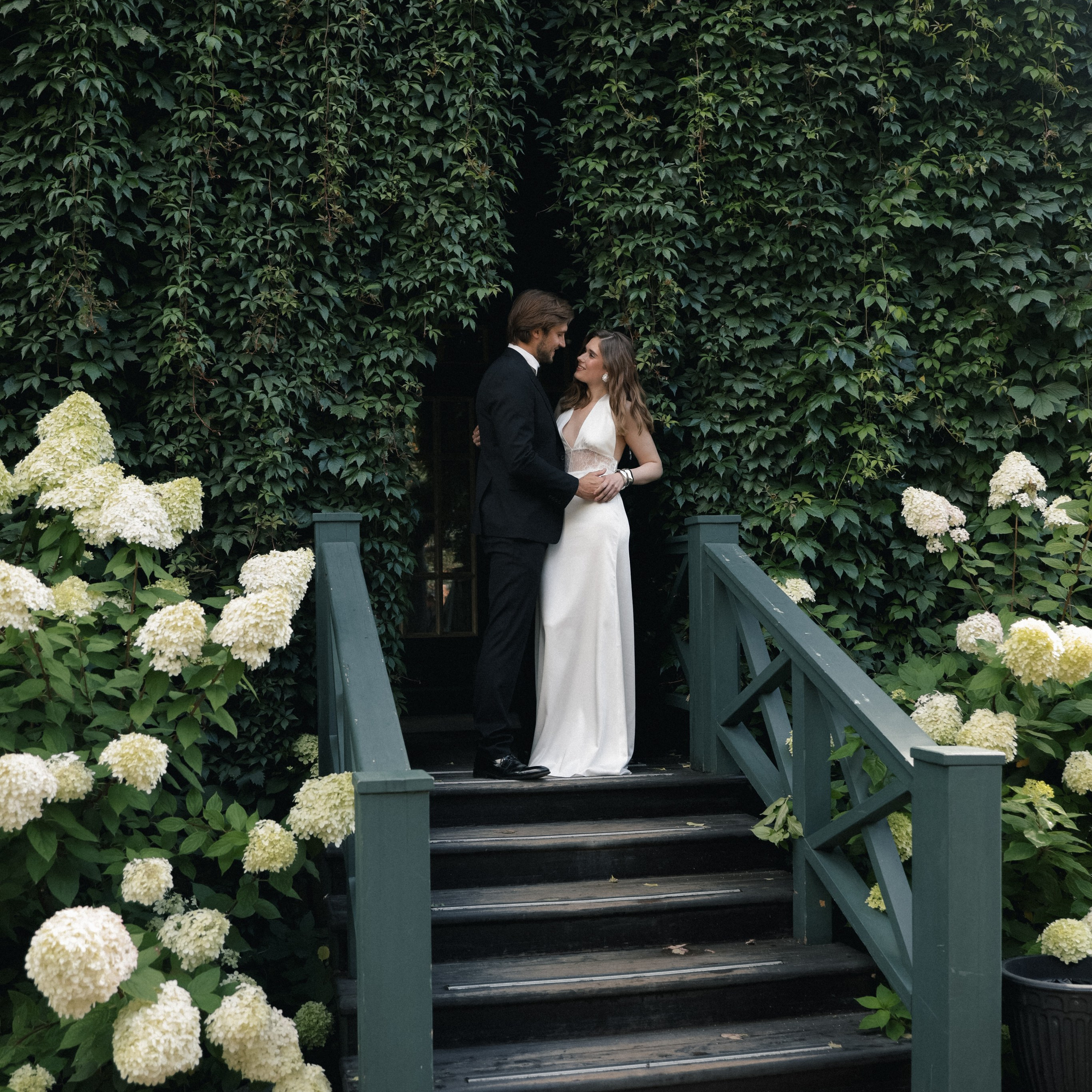 Свадебный фотограф в Севастополе — Виктория Божкова | Портфолио, цены, заказ фотосессии в Крыму