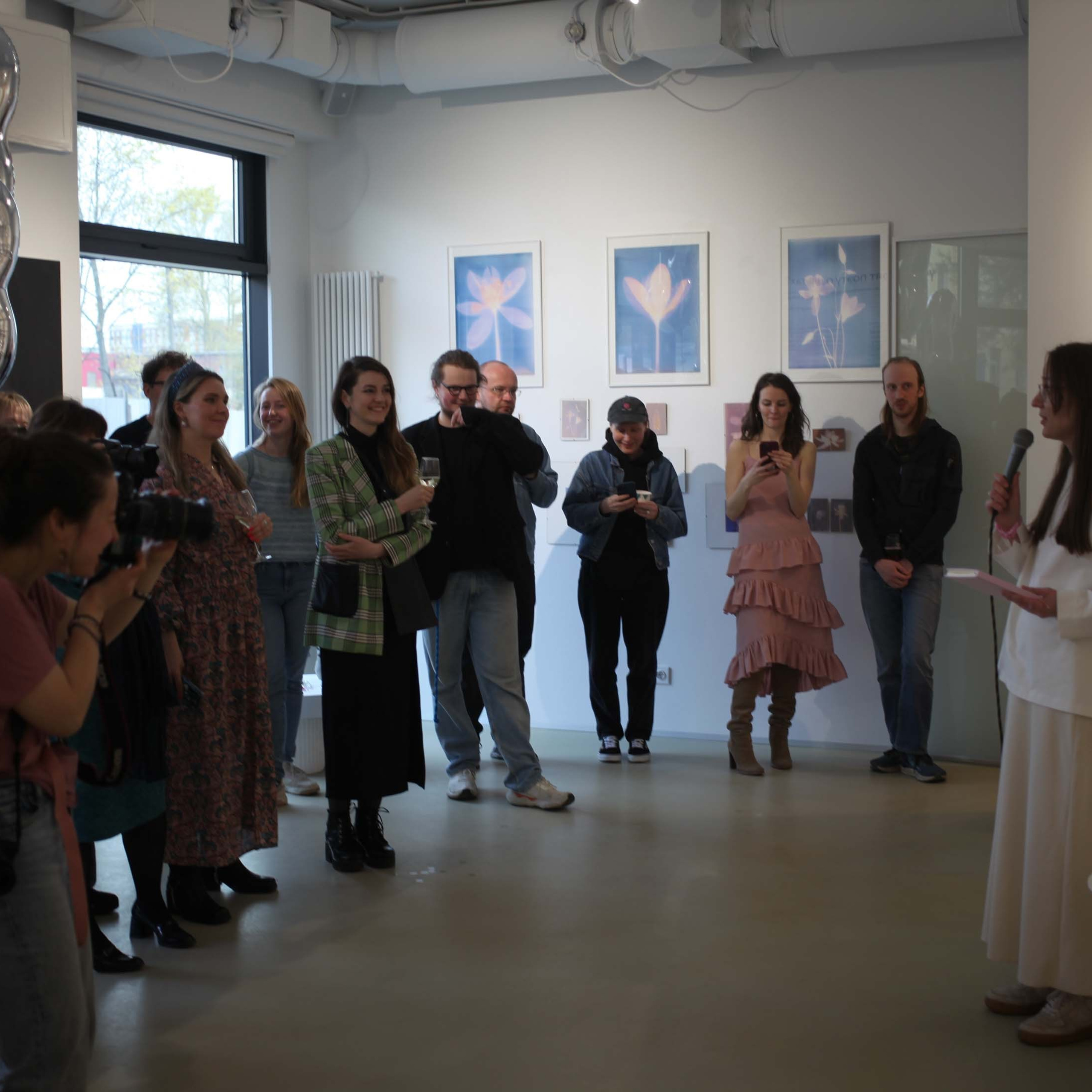 КНИГА ХУДОЖНИКА PINK WORD RED FLAG. Бюро Индульгенции Серафима Бучинская продюсер дизайнер художница СПб