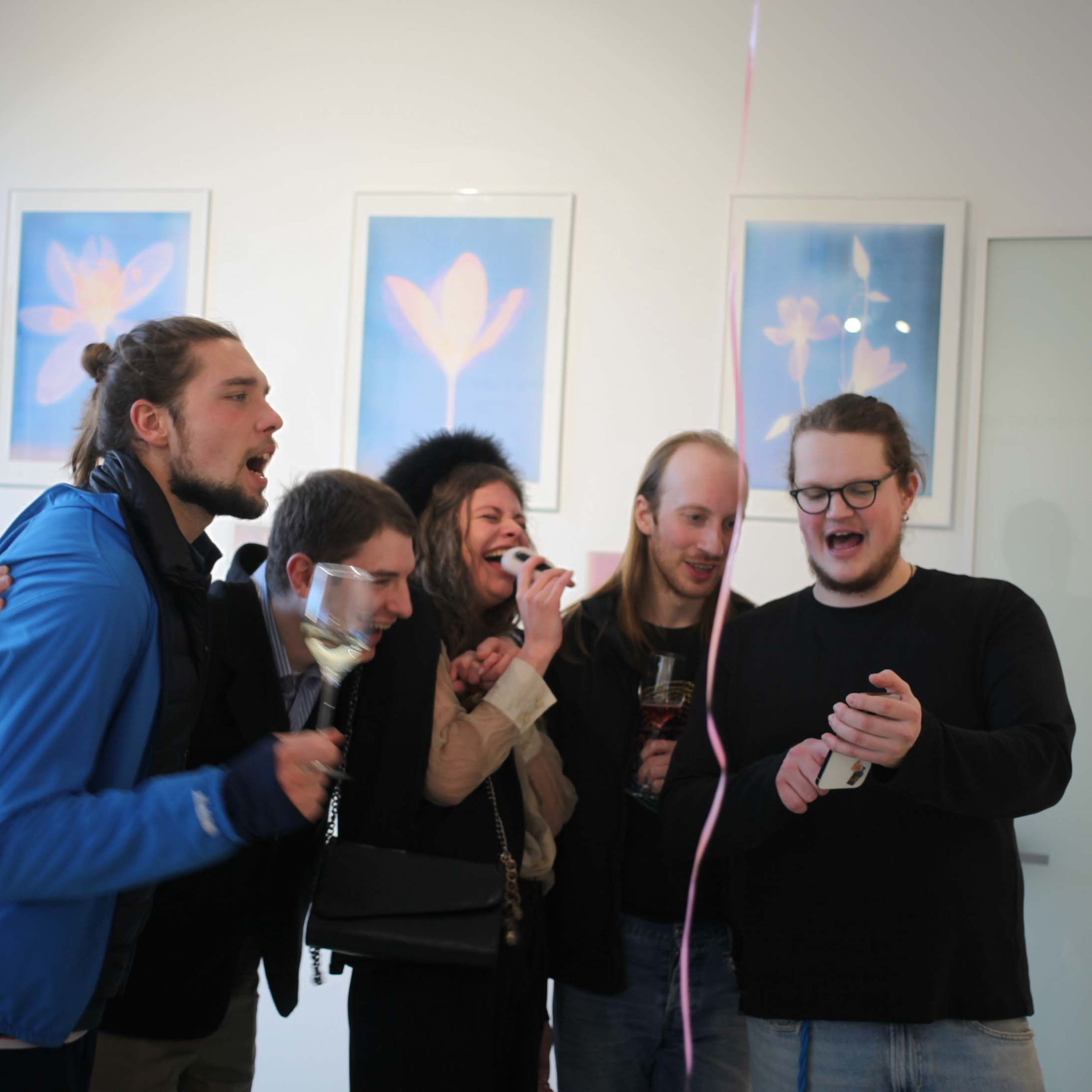 КНИГА ХУДОЖНИКА PINK WORD RED FLAG. Бюро Индульгенции Серафима Бучинская продюсер дизайнер художница СПб