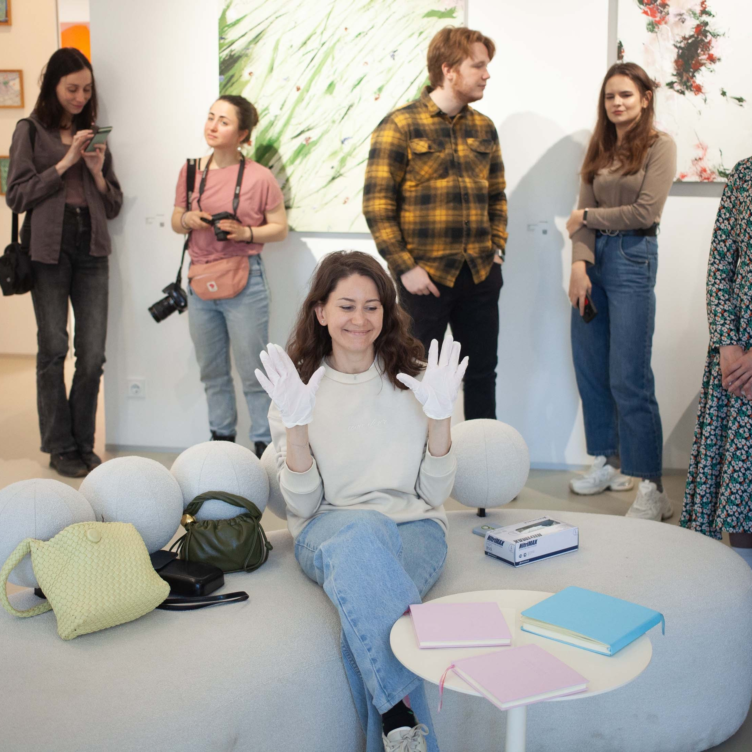 КНИГА ХУДОЖНИКА PINK WORD RED FLAG. Бюро Индульгенции Серафима Бучинская продюсер дизайнер художница СПб