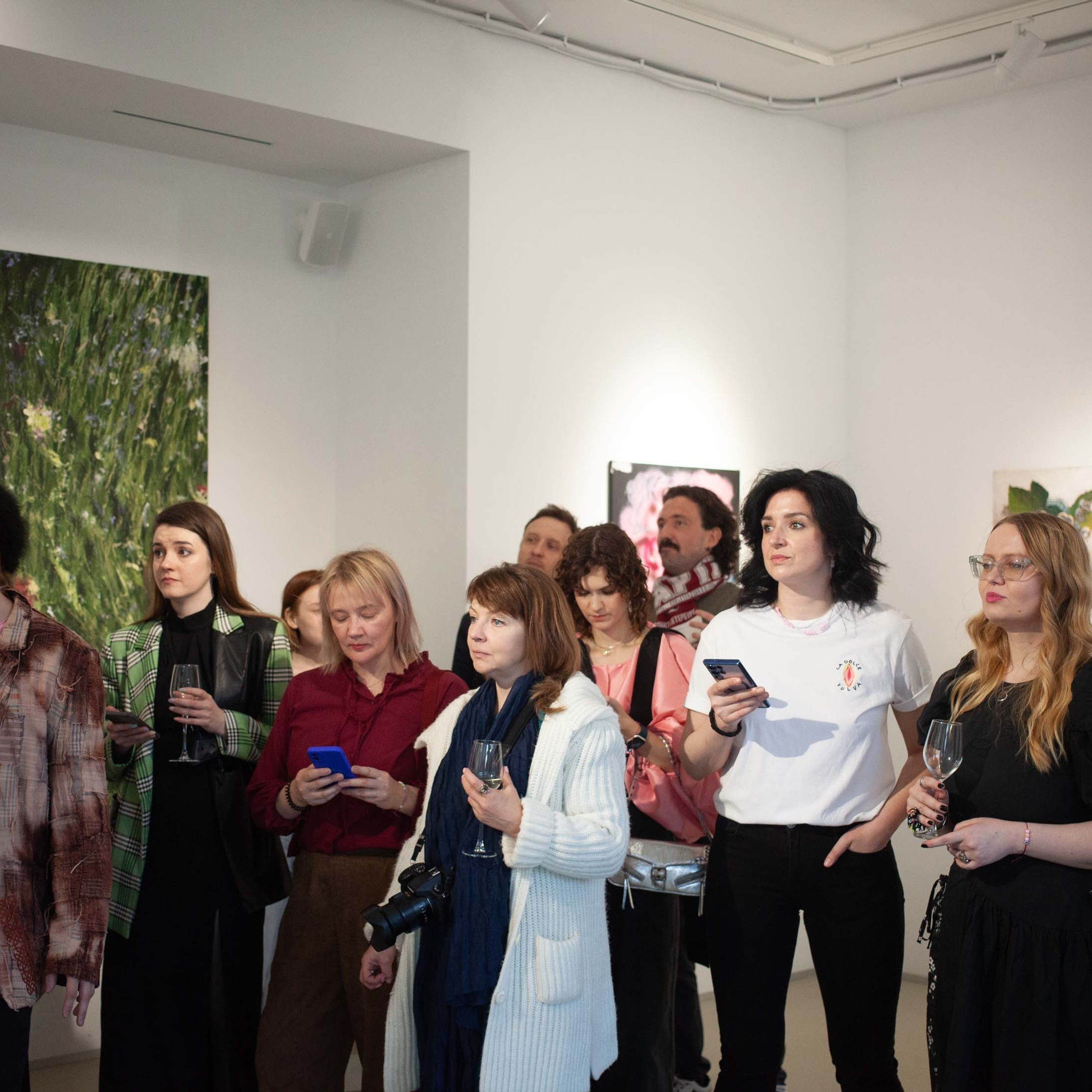 КНИГА ХУДОЖНИКА PINK WORD RED FLAG. Бюро Индульгенции Серафима Бучинская продюсер дизайнер художница СПб