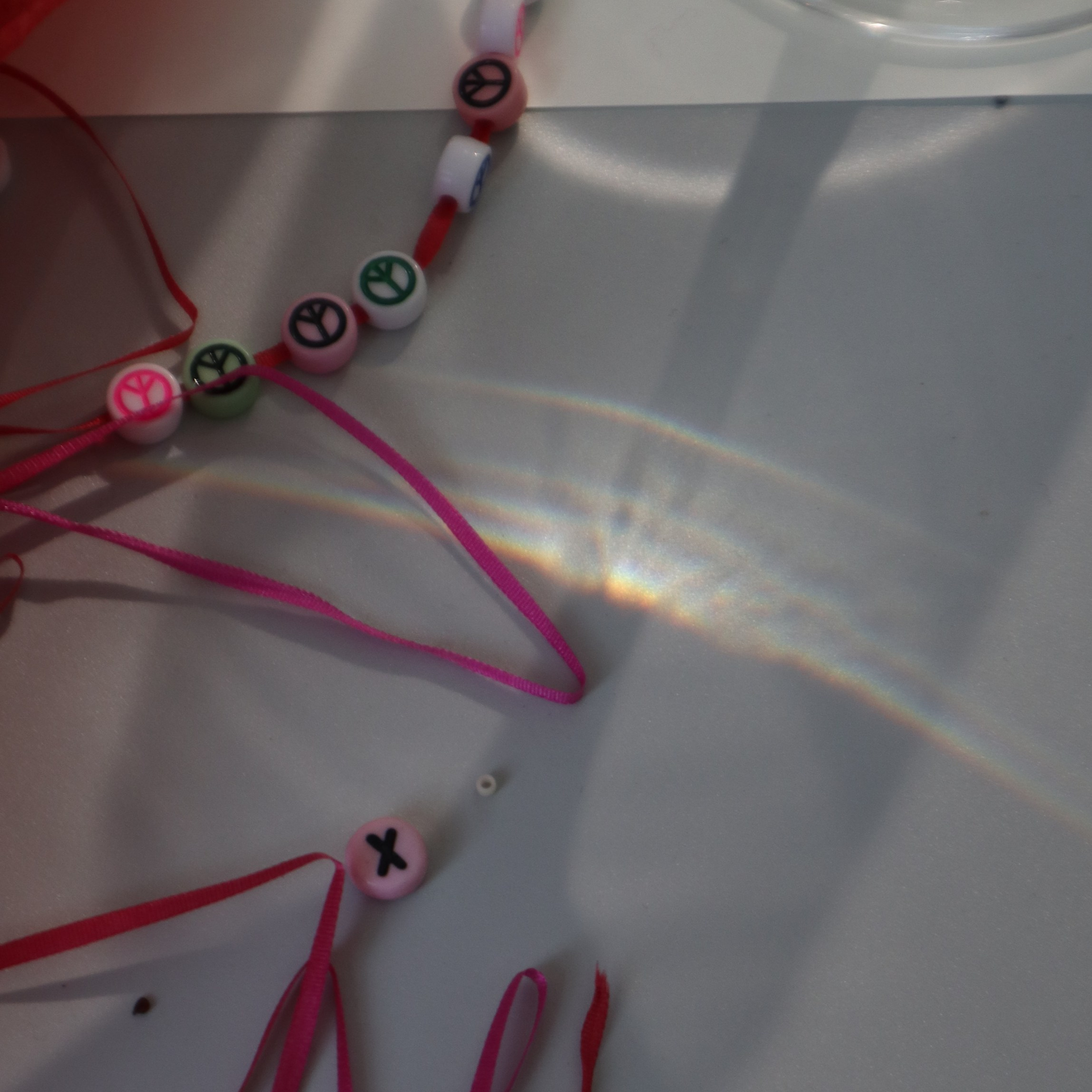 КНИГА ХУДОЖНИКА PINK WORD RED FLAG. Бюро Индульгенции Серафима Бучинская продюсер дизайнер художница СПб