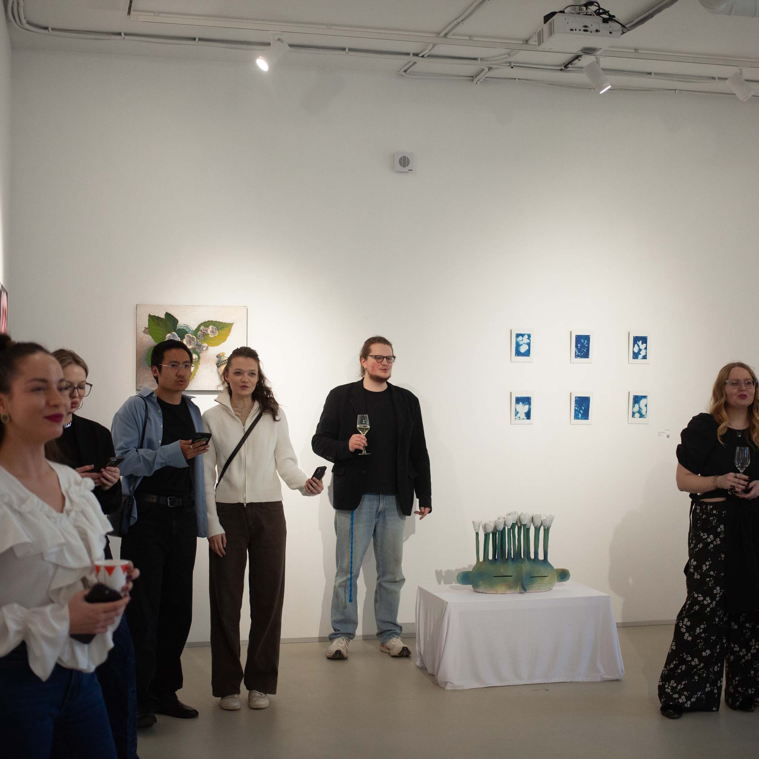 КНИГА ХУДОЖНИКА PINK WORD RED FLAG. Бюро Индульгенции Серафима Бучинская продюсер дизайнер художница СПб