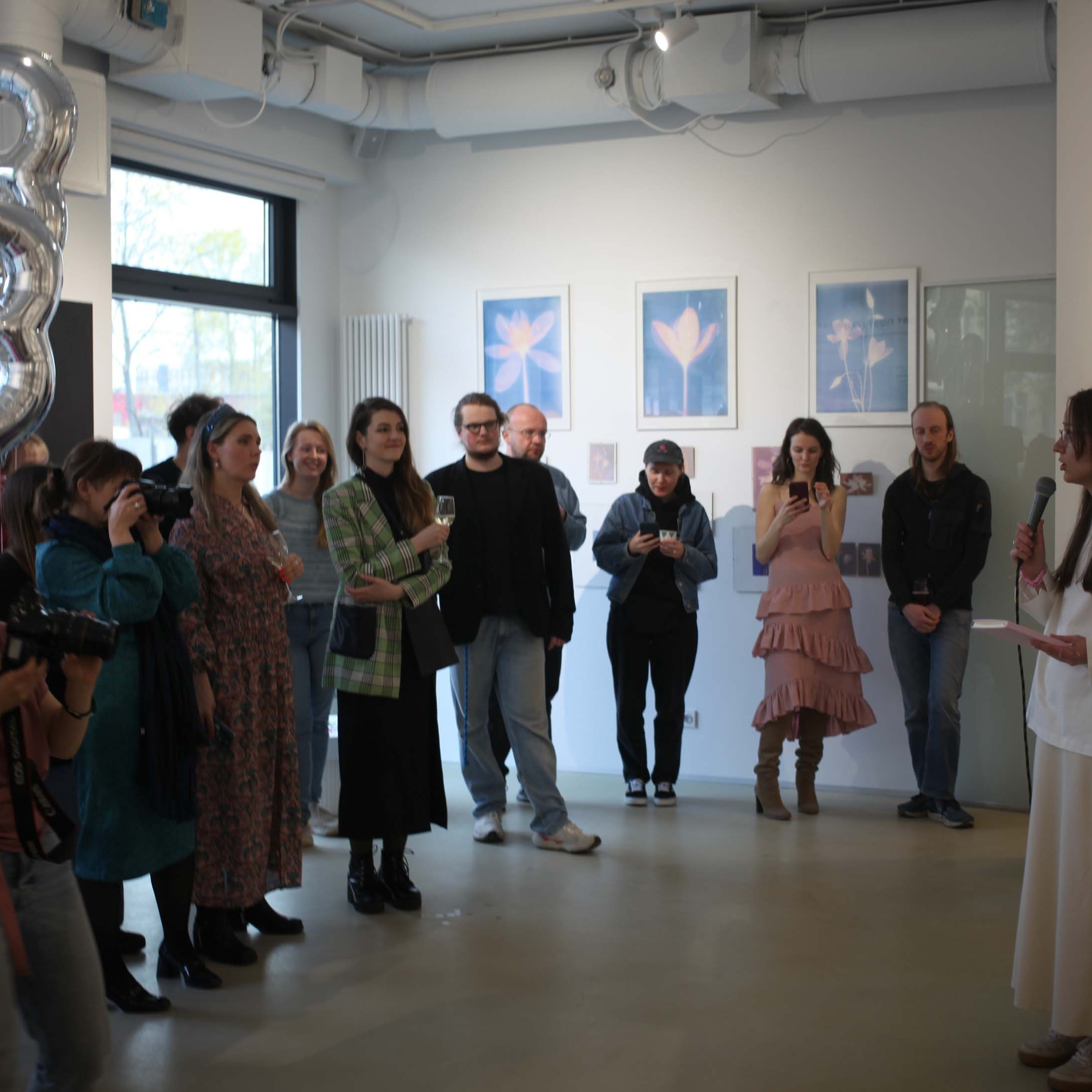 КНИГА ХУДОЖНИКА PINK WORD RED FLAG. Бюро Индульгенции Серафима Бучинская продюсер дизайнер художница СПб