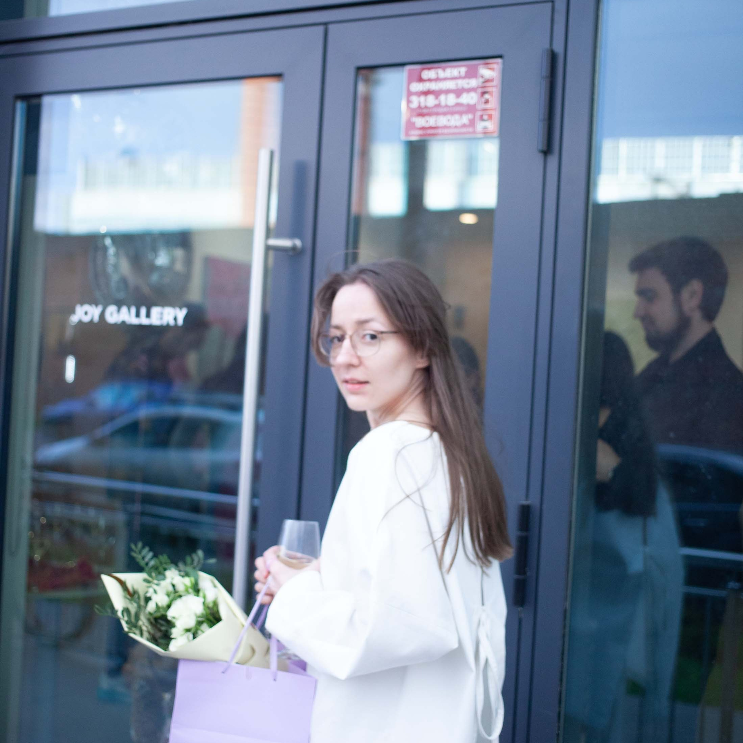 КНИГА ХУДОЖНИКА PINK WORD RED FLAG. Бюро Индульгенции Серафима Бучинская продюсер дизайнер художница СПб