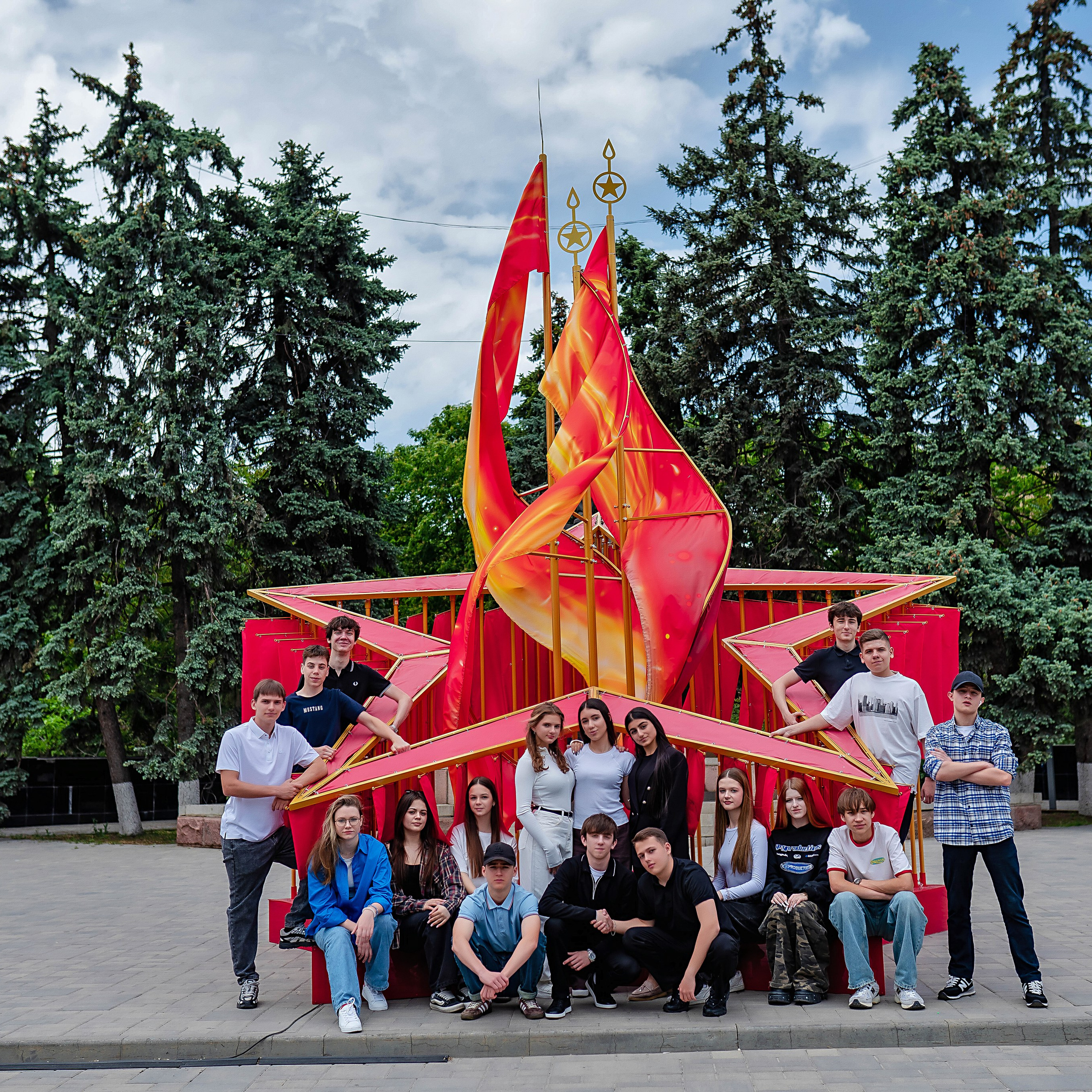 ФОТОСЕССИИ ВЫПУСКНИКОВ. Современные Выпускные Альбомы в Ростове-на-Дону