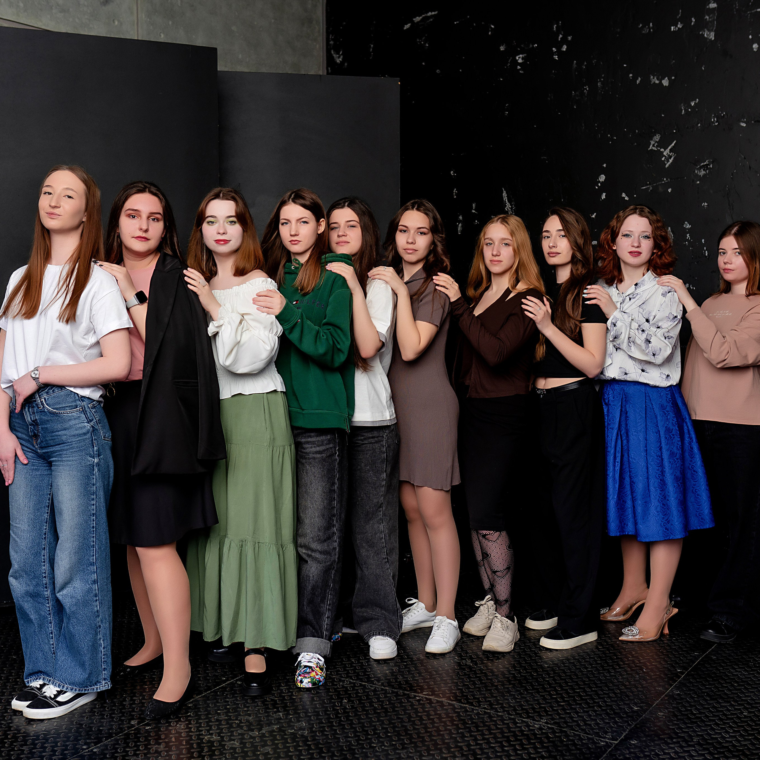 ФОТОСЕССИИ ВЫПУСКНИКОВ. Современные Выпускные Альбомы в Ростове-на-Дону