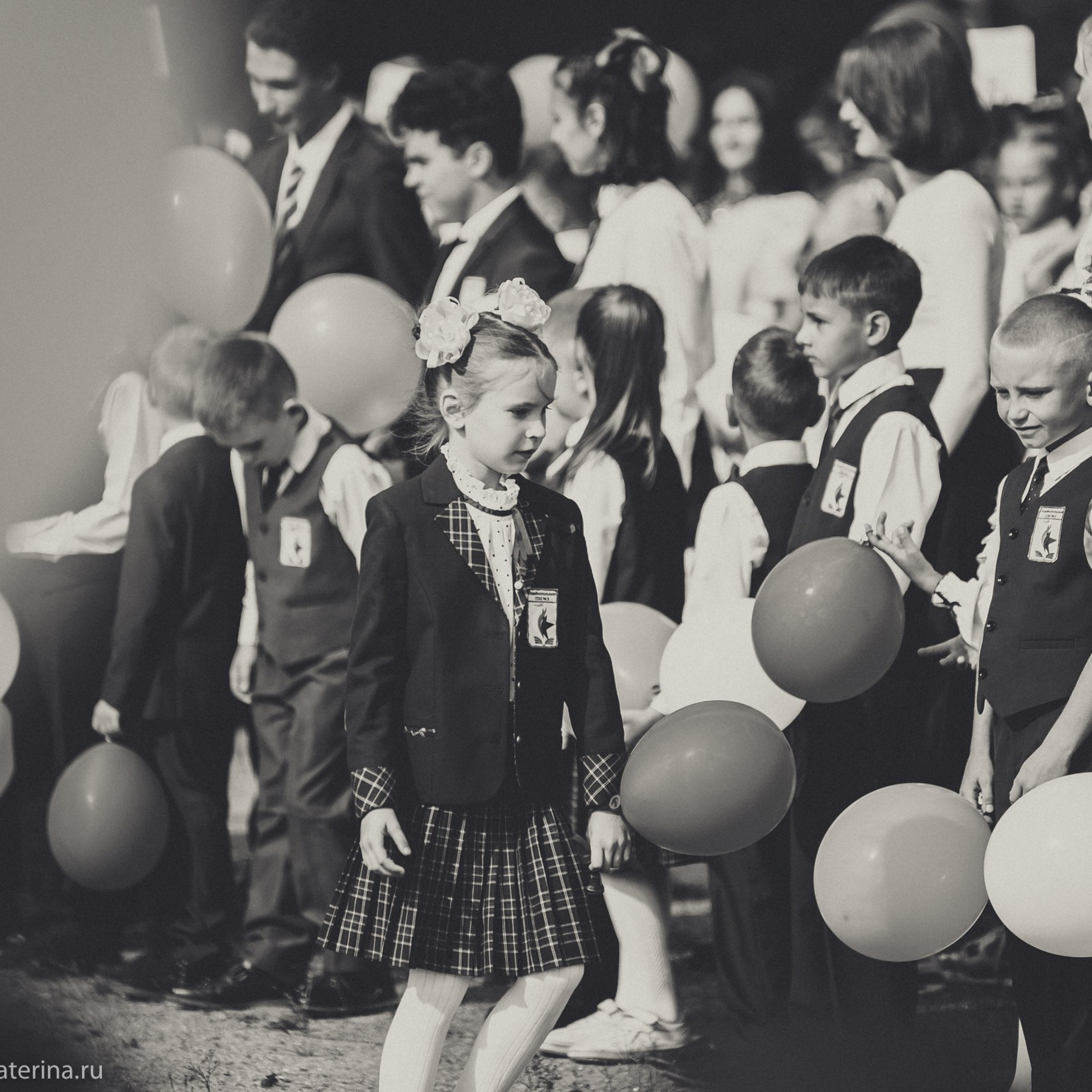 2 сентября _ Школа 3_ линейка. Фотограф Лодейное Поле Екатерина Герасимова в Санкт-Петербурге и Лен. области