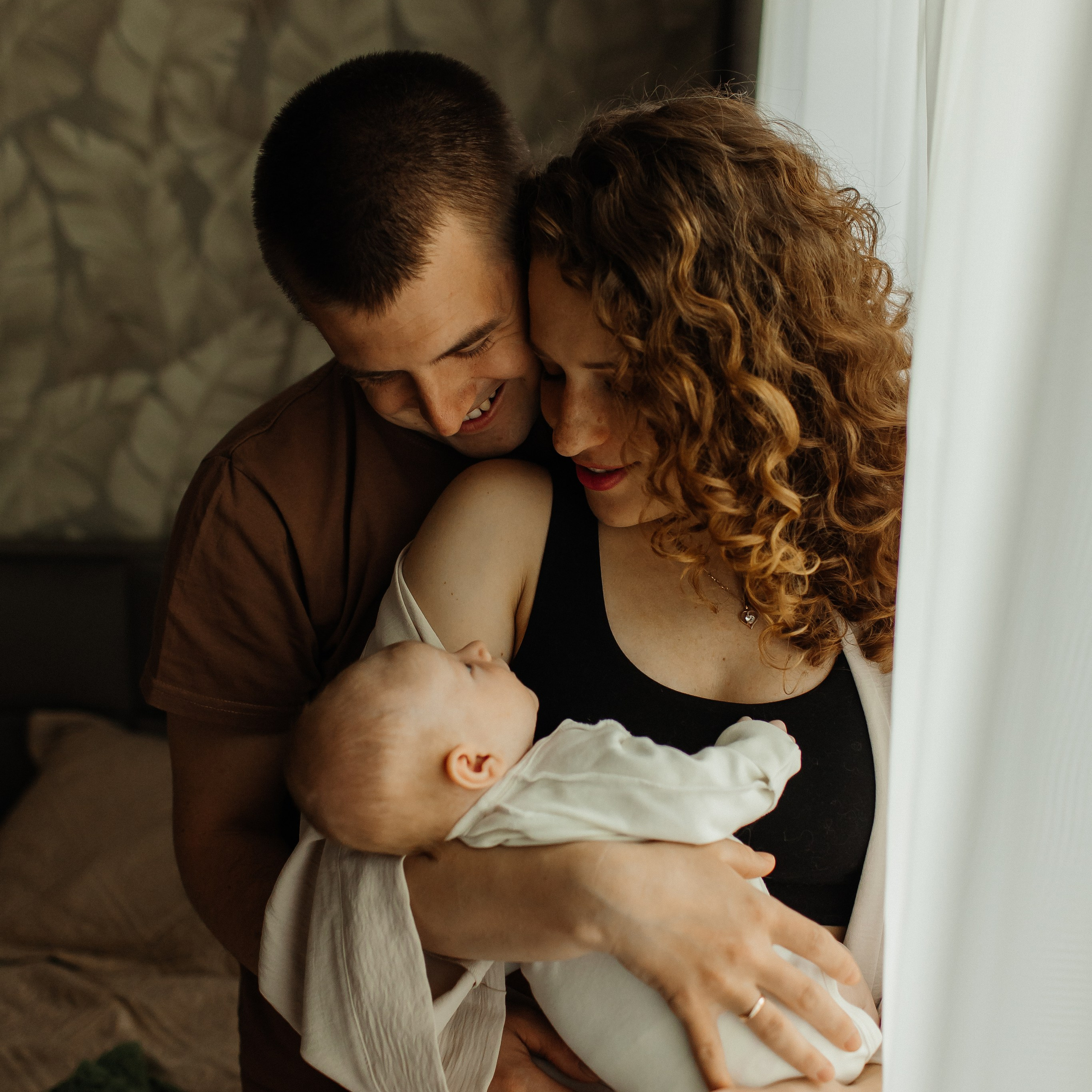 Новая жизнь (Ньюборн дома). Фотограф Лодейное Поле Екатерина Герасимова в Санкт-Петербурге и Лен. области