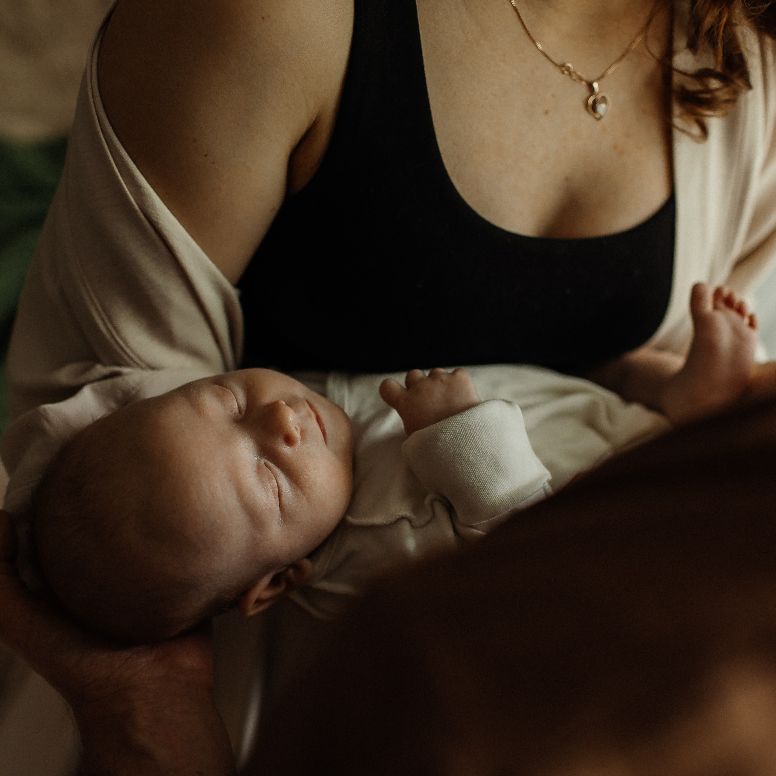 Новая жизнь (Ньюборн дома). Фотограф Лодейное Поле Екатерина Герасимова в Санкт-Петербурге и Лен. области