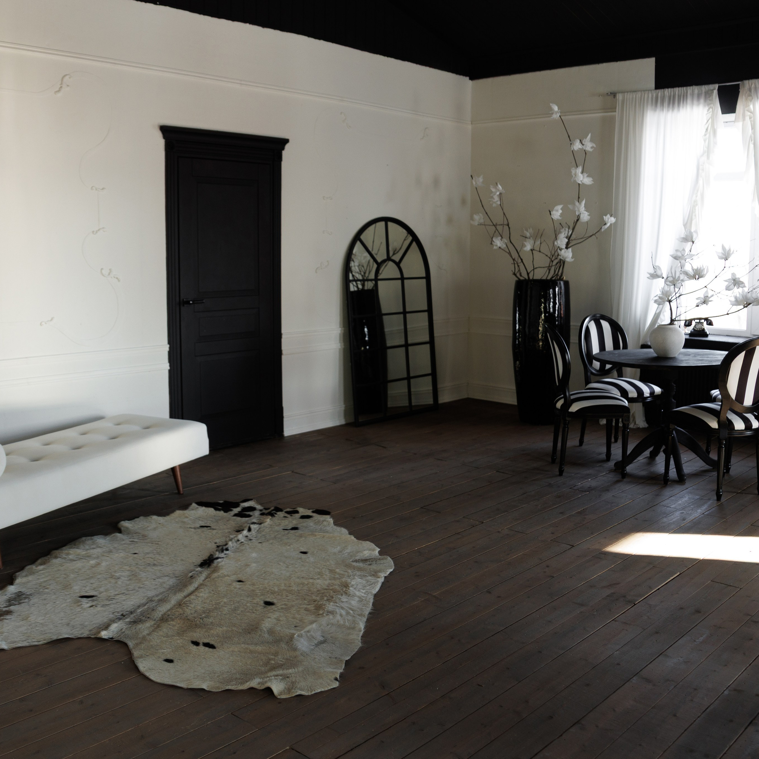 Актуальный интерьер фотостудий Брянска на Ноябрь, Декабрь 2025 и начала Января 2026