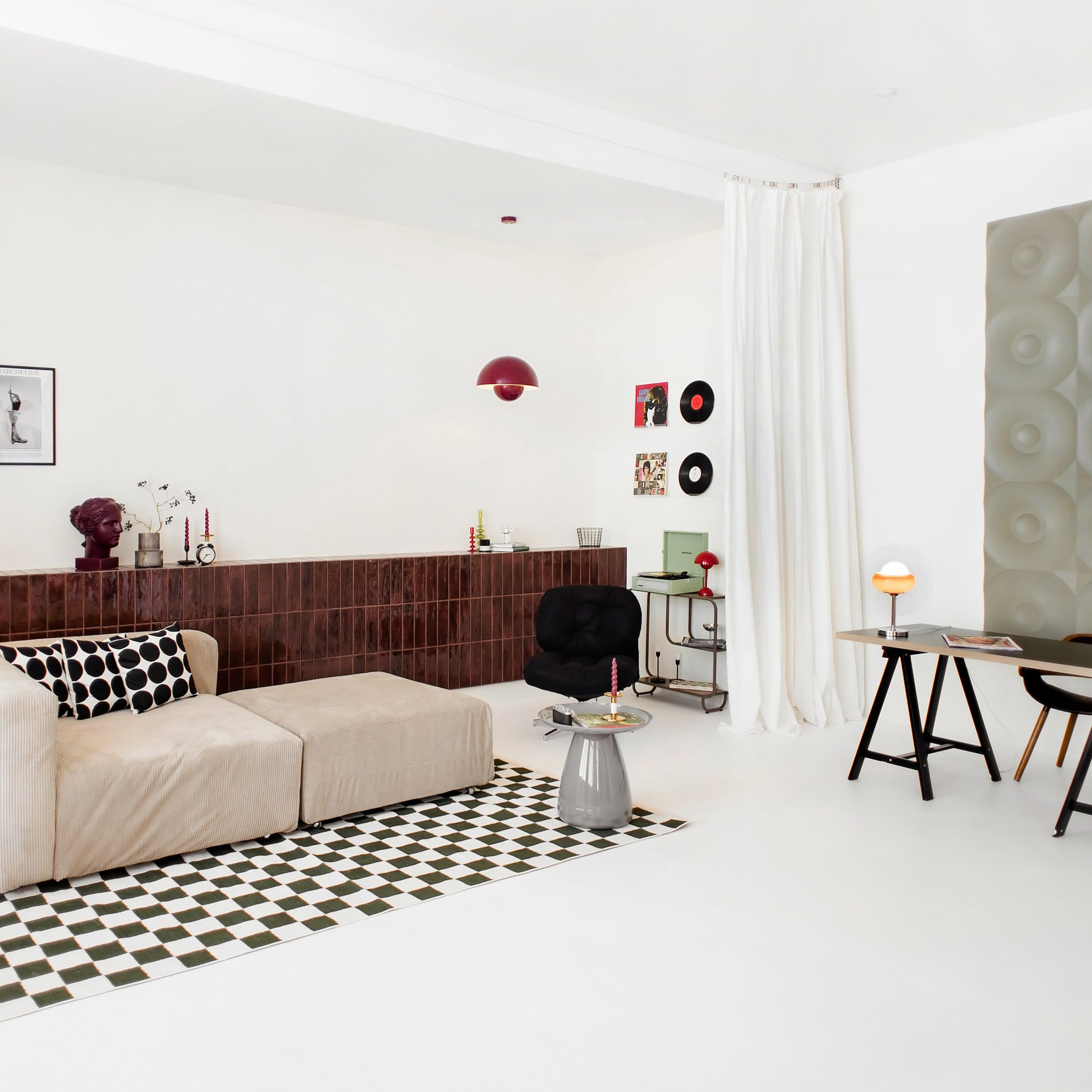 Актуальный интерьер фотостудий Брянска на Ноябрь, Декабрь 2025 и начала Января 2026