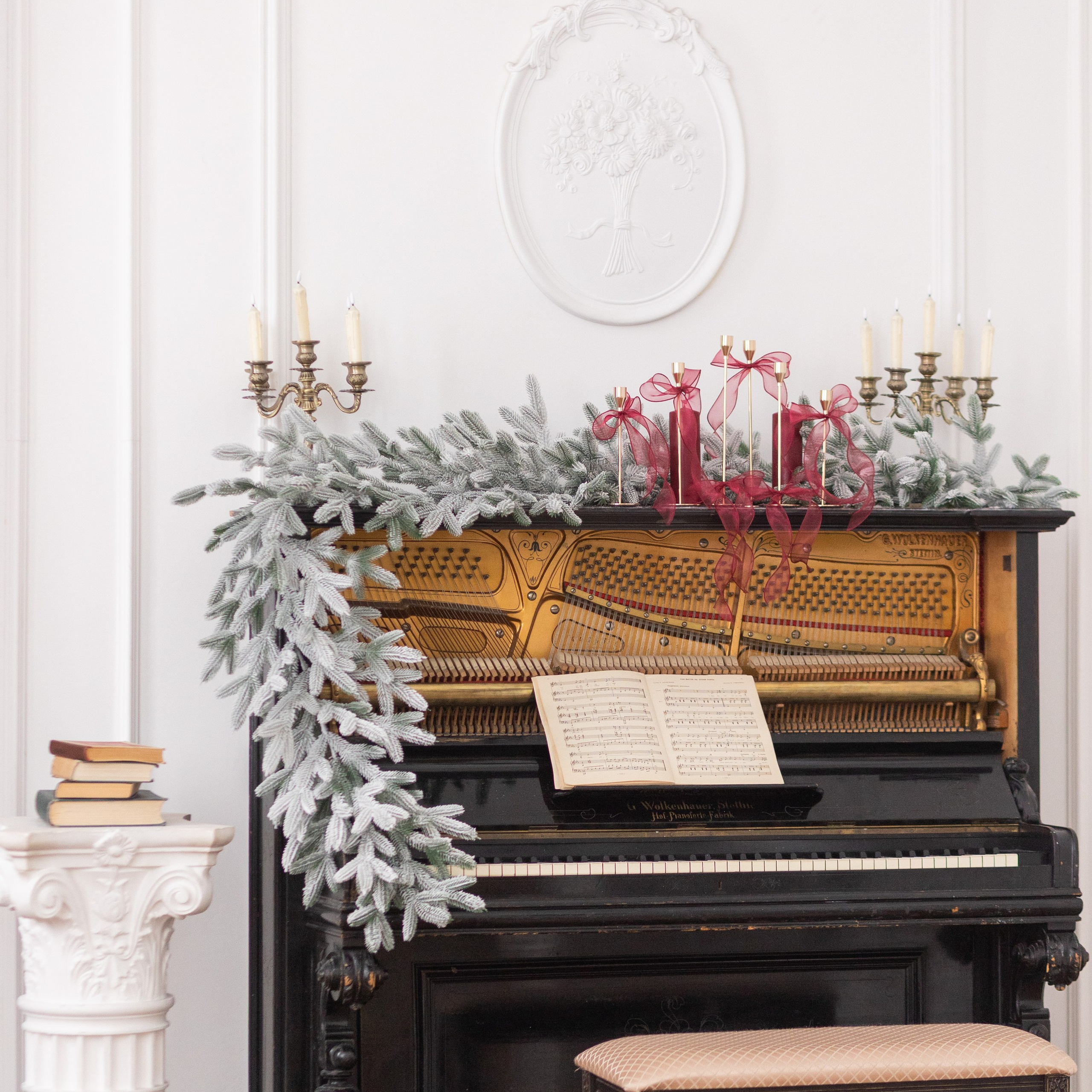 Актуальный интерьер фотостудий Брянска на Ноябрь, Декабрь 2024 и начала Января 2025