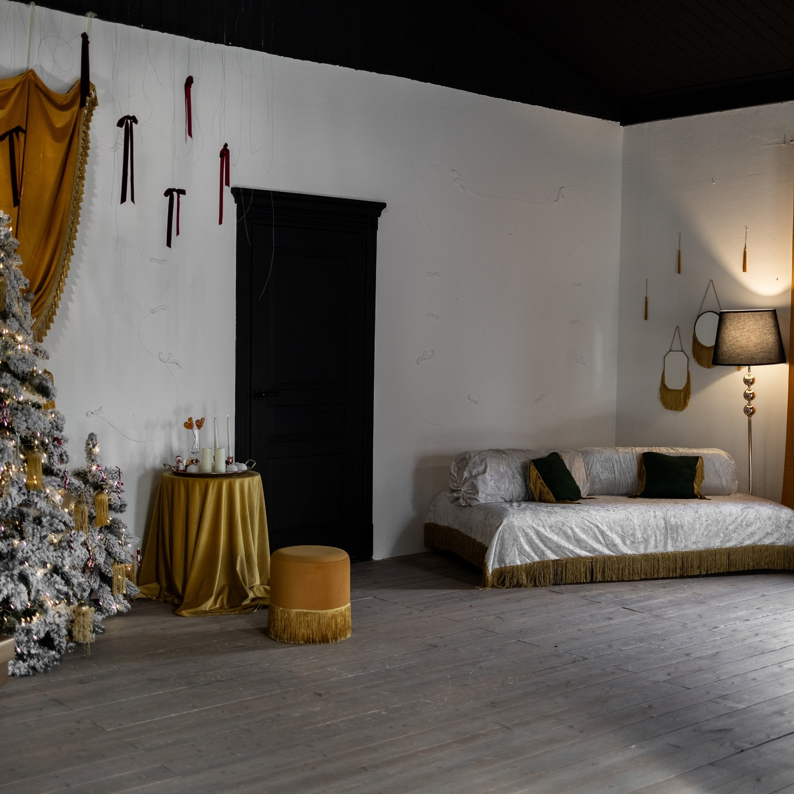 Актуальный интерьер фотостудий Брянска на Ноябрь, Декабрь 2024 и начала Января 2025