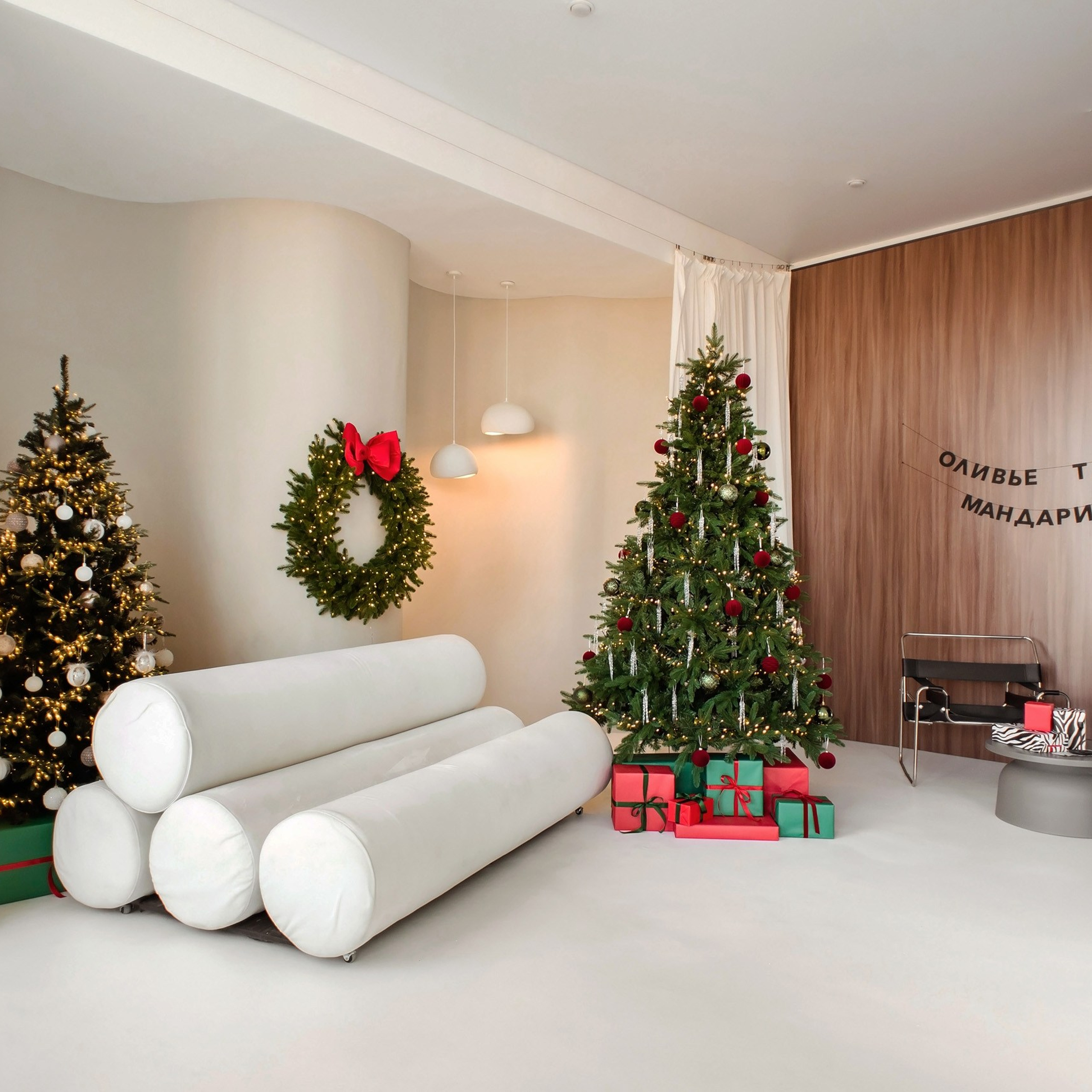 Актуальный интерьер фотостудий Брянска на Ноябрь, Декабрь 2024 и начала Января 2025