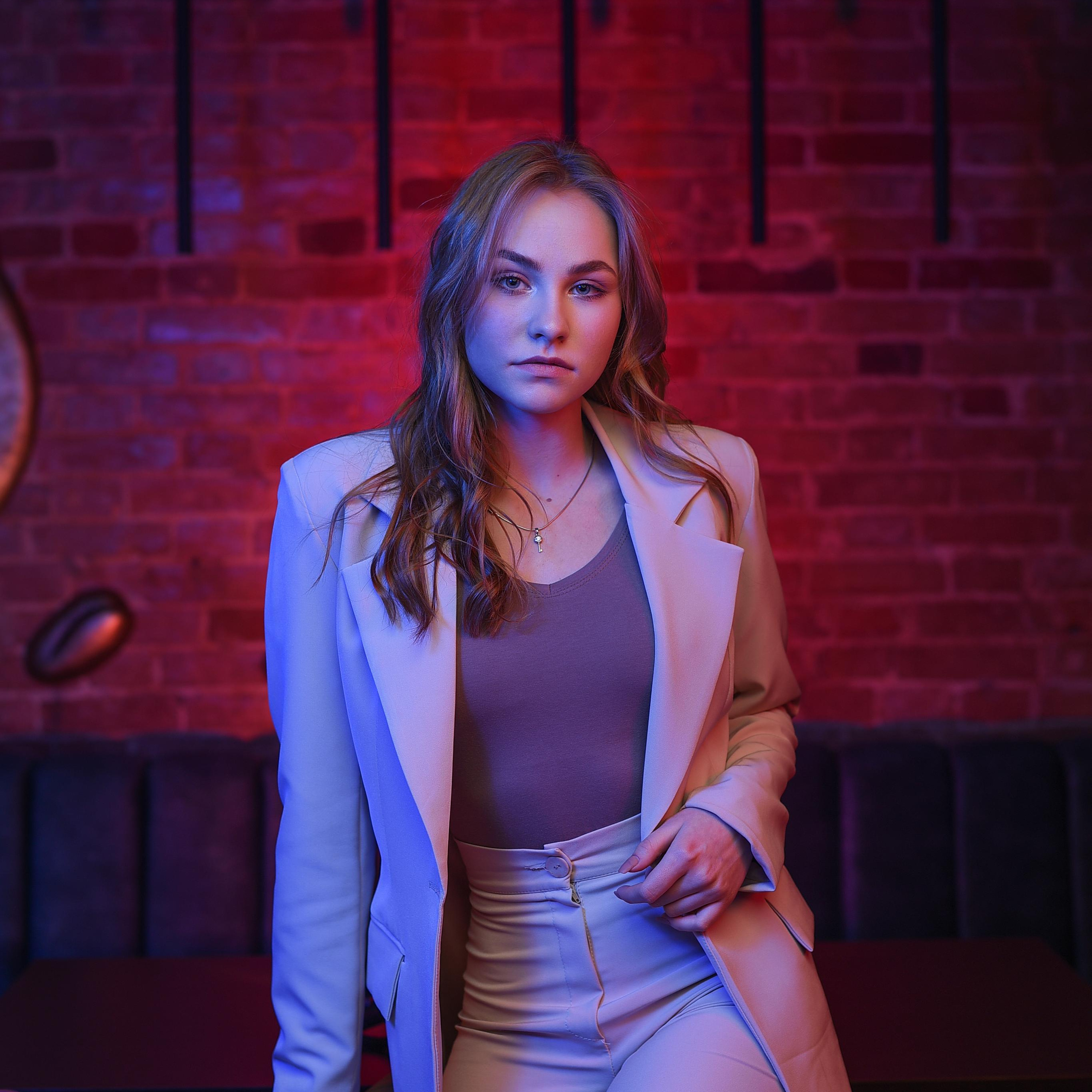 Фотосессия в HOTEL «MOST». Выпускные альбомы в Кургане, Твой альбом, Книга