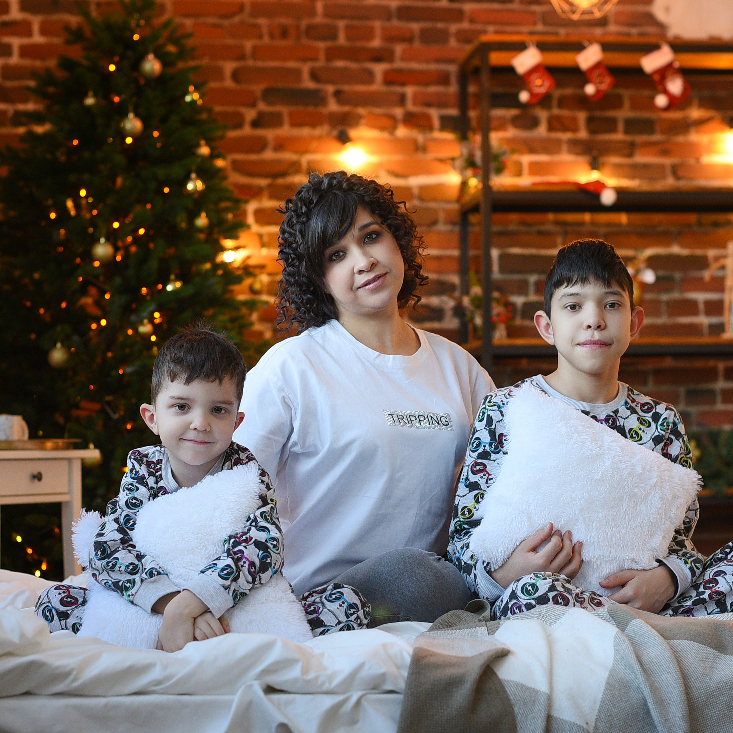 Фотосессия Александра Анны Саша и Матвея. Выпускные альбомы в Кургане, Твой альбом, Книга