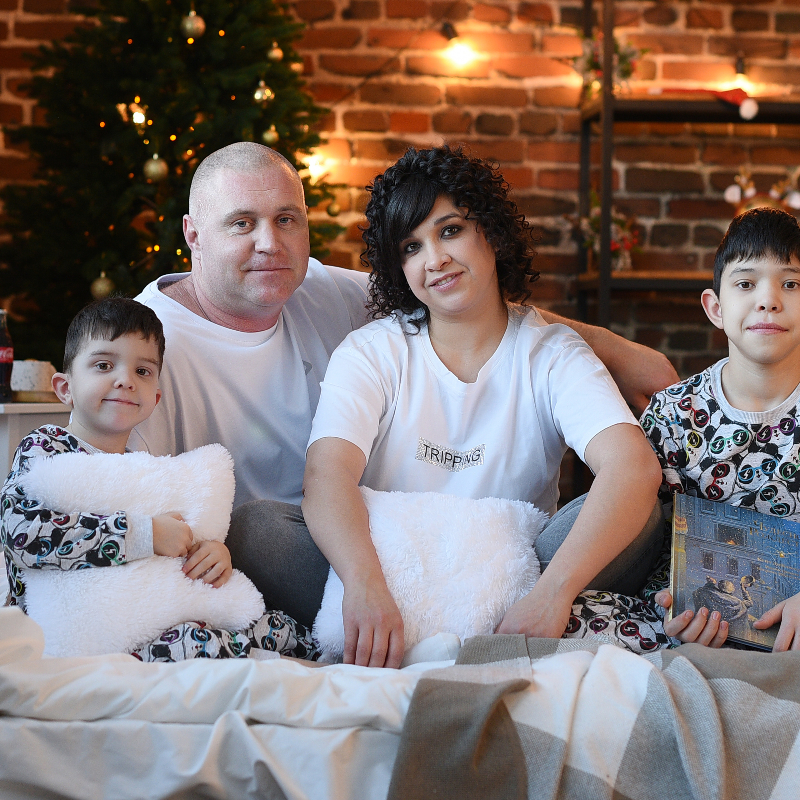 Фотосессия Александра Анны Саша и Матвея. Выпускные альбомы в Кургане, Твой альбом, Книга