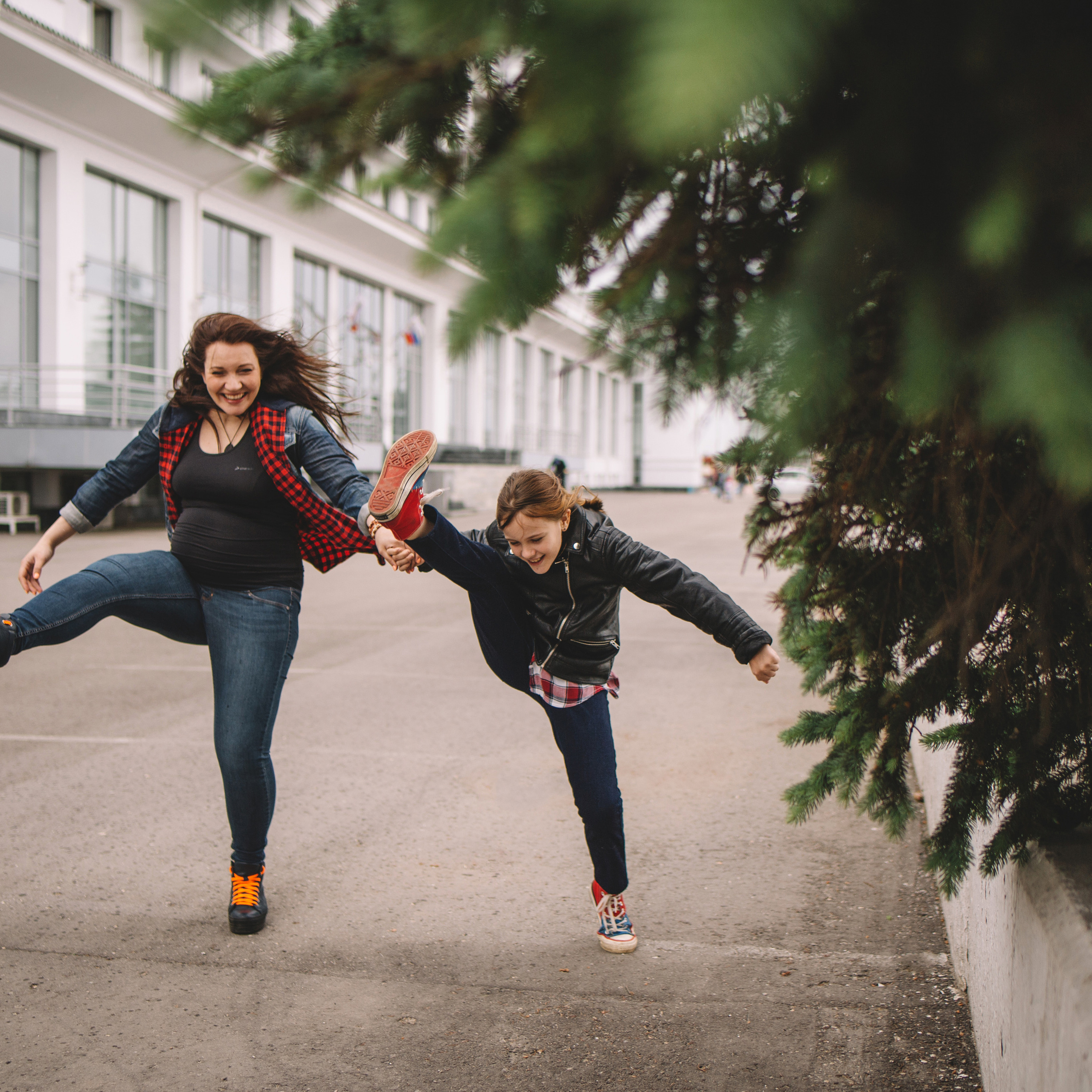 Аня, Ульяна и кто-то третий