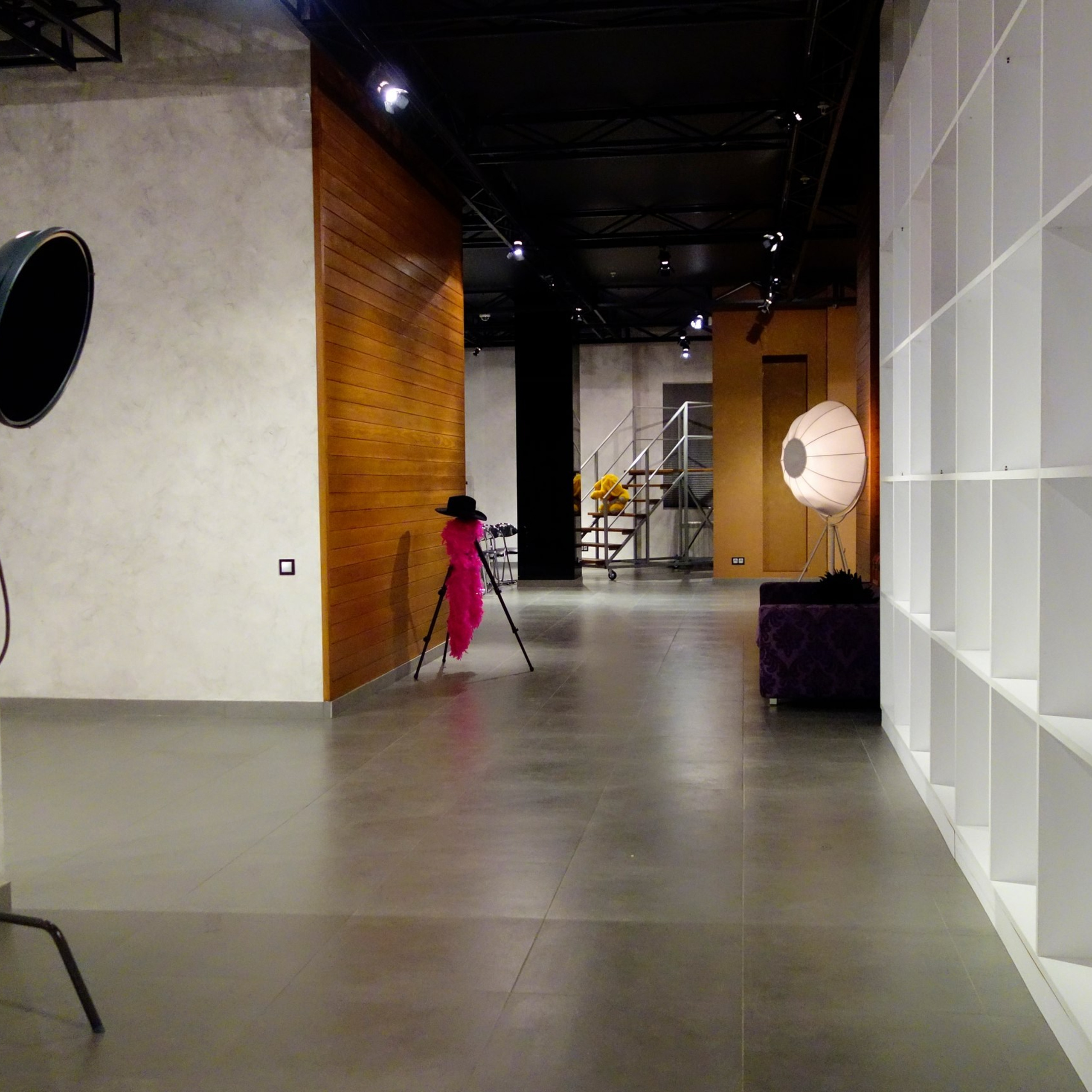 Актуальные фотостудии Самары: аренда, новогодние локации, услуги фотографа