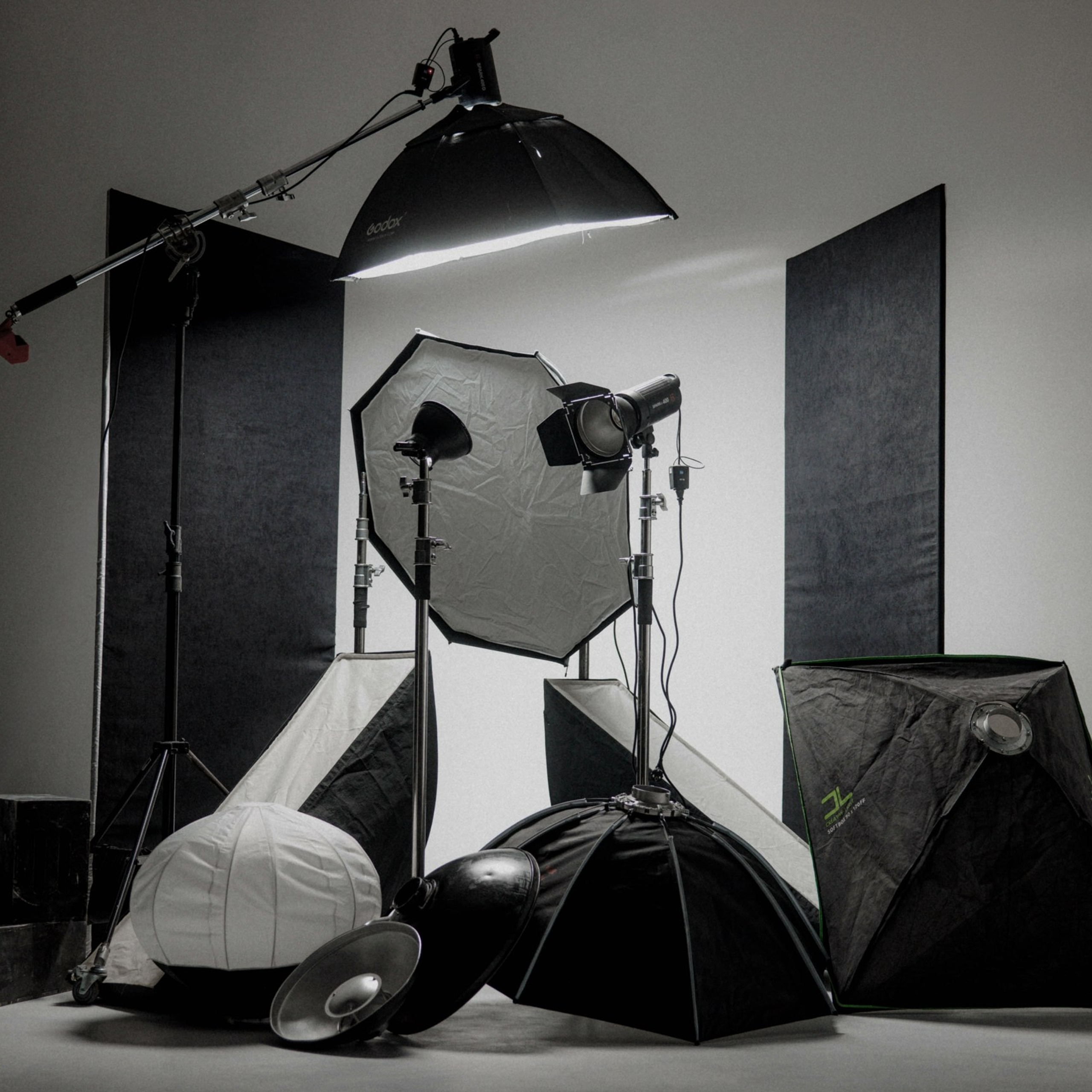 Актуальные фотостудии Самары: аренда, новогодние локации, услуги фотографа