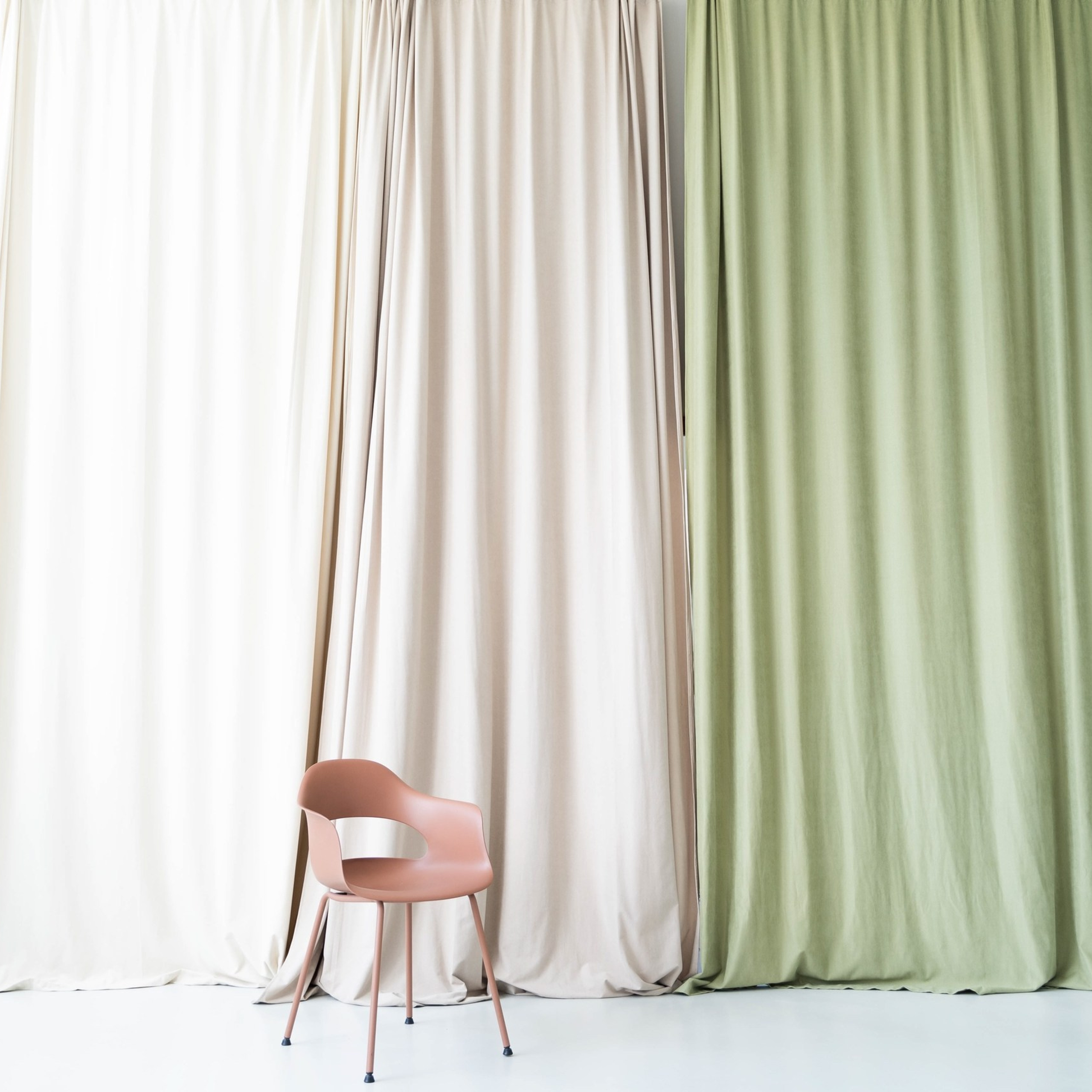 Актуальные фотостудии Самары: аренда, новогодние локации, услуги фотографа